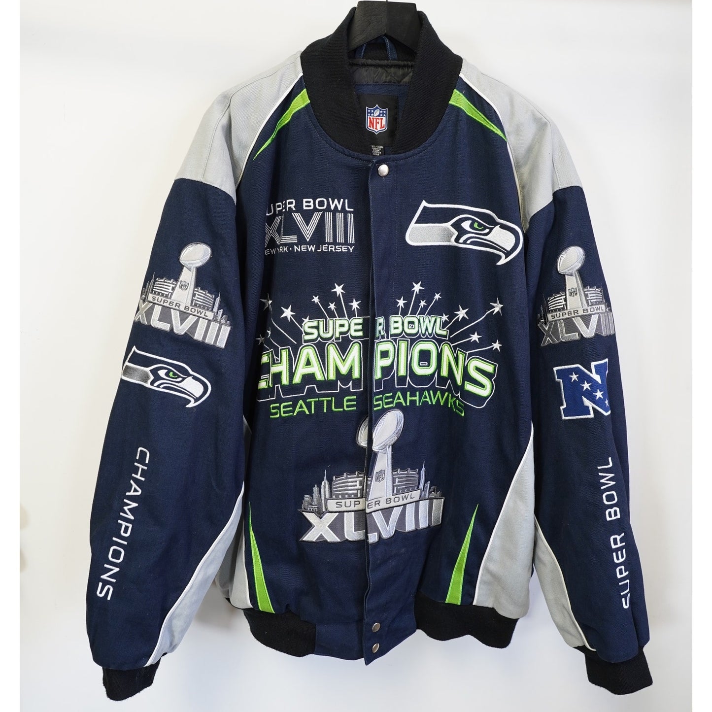 (XXL) Vintage Seattle Seahawks Super Bowl XLVIII Champs Nascar Jacket Mens 2XL Patch