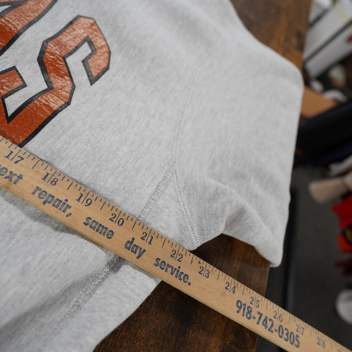 (L/XL) Vintage Texas Longhorns Champion Reverse Weave Sweatshirt Men's L/XL Gray