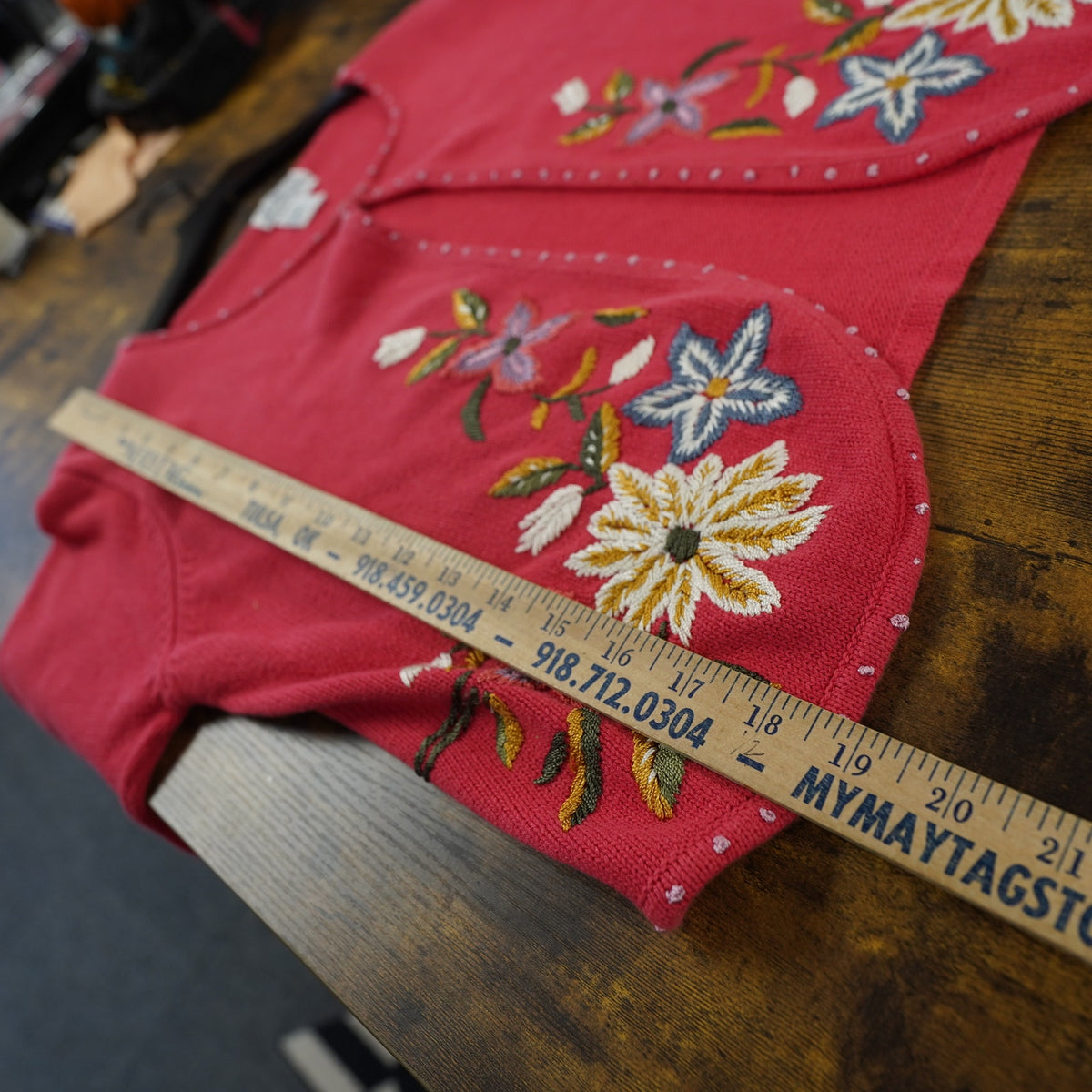 (Women's L) J. Marco Cropped Floral Cardigan Embroidered Sweater Boho Women's L Cottage Red