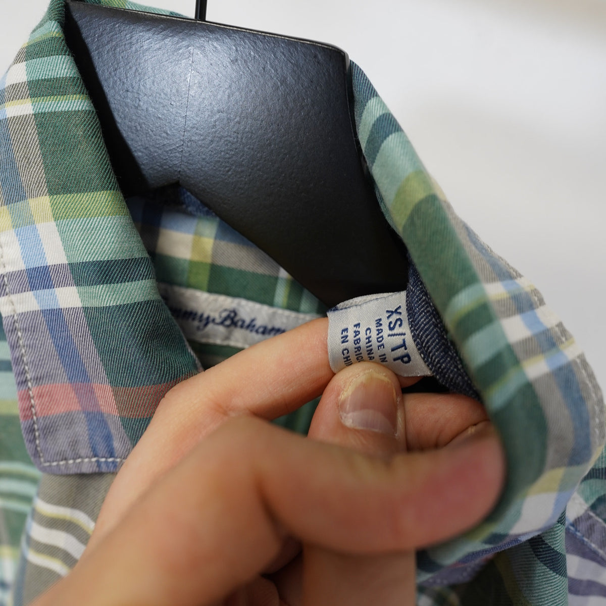 (XS) Tommy Bahama Plaid Button Up Shirt Men's XS Green Lightweight Long Sleeve