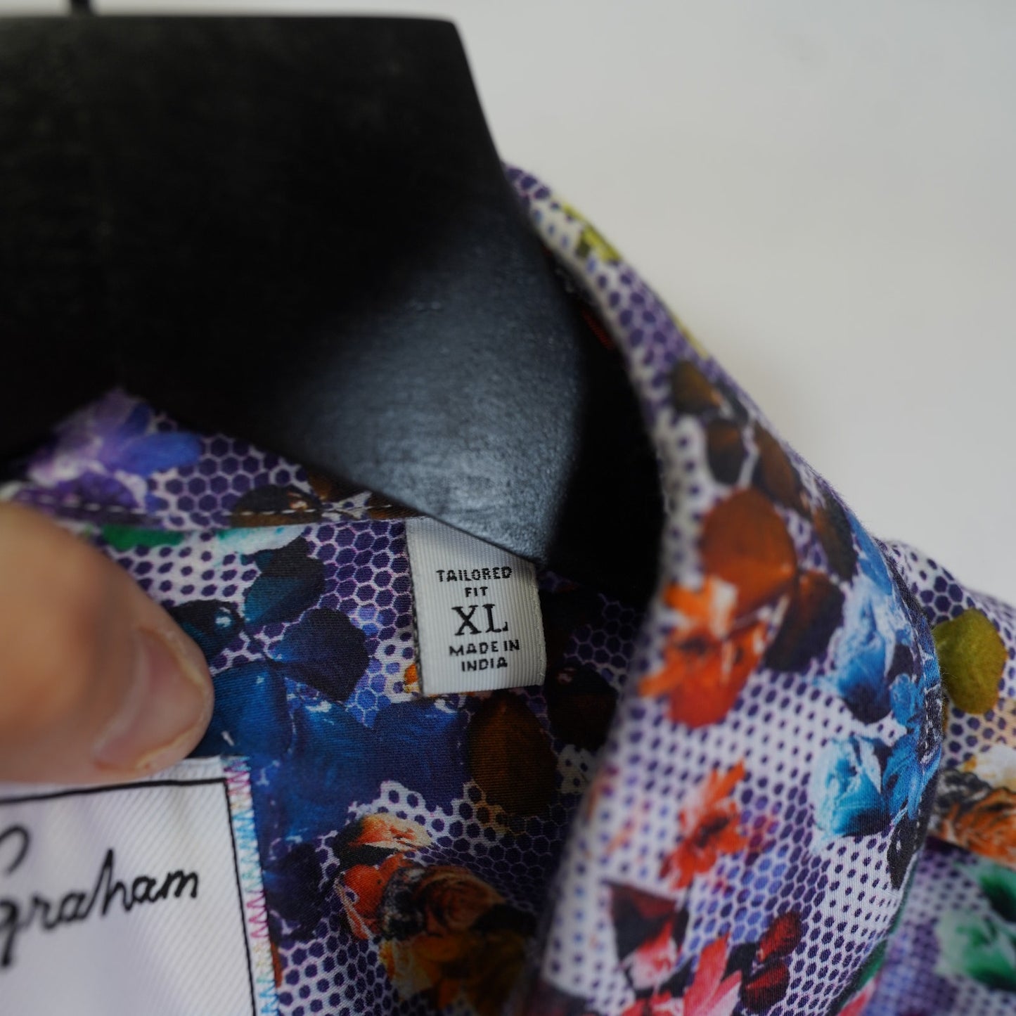 (XL) Robert Graham Pixelated Floral Print Classic Fit Button Down Shirt