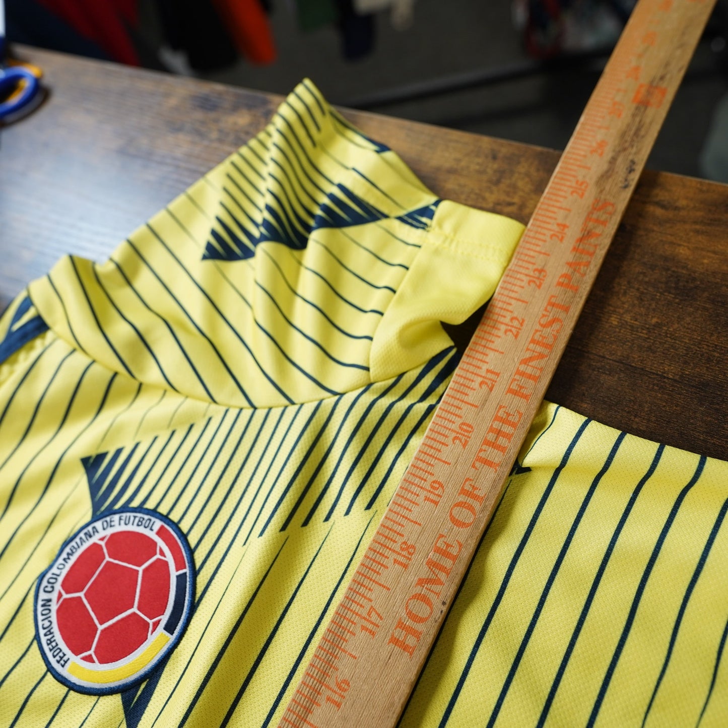 (L) Adidas Colombia Home Soccer Jersey Youth XXL Men's L Yellow 2019 Football