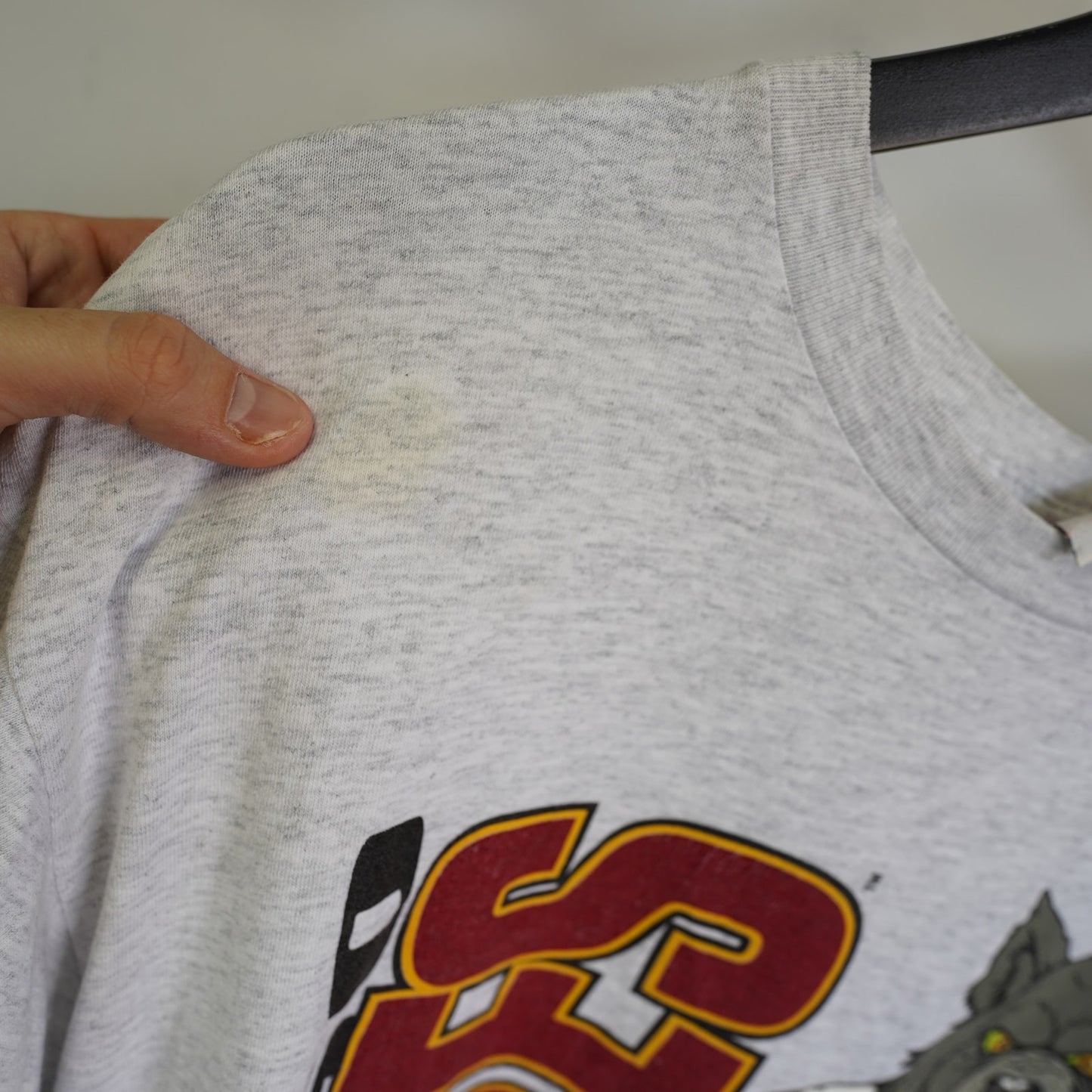 (XL) Vintage Chicago Wolves Nutmeg Mills All Over Print Hockey T-Shirt Men's XL Gray
