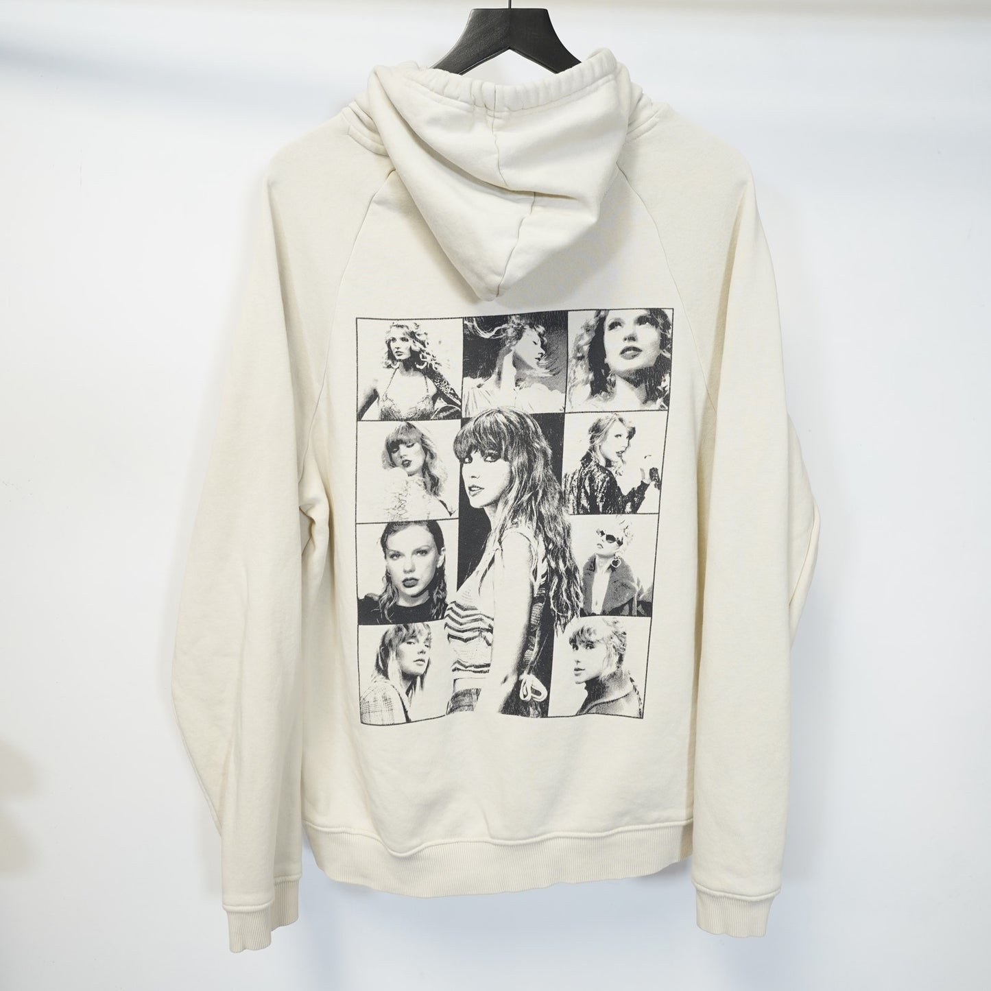 (Women's S) Taylor Swift The Eras Tour Official Photo Collage Hoodie Womens S Cream Oversize