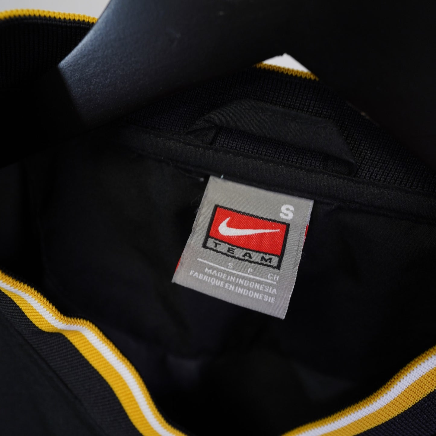 (S) Vintage Missouri Tigers Team Nike Center Swoosh Pullover Men's S Black Mizzou