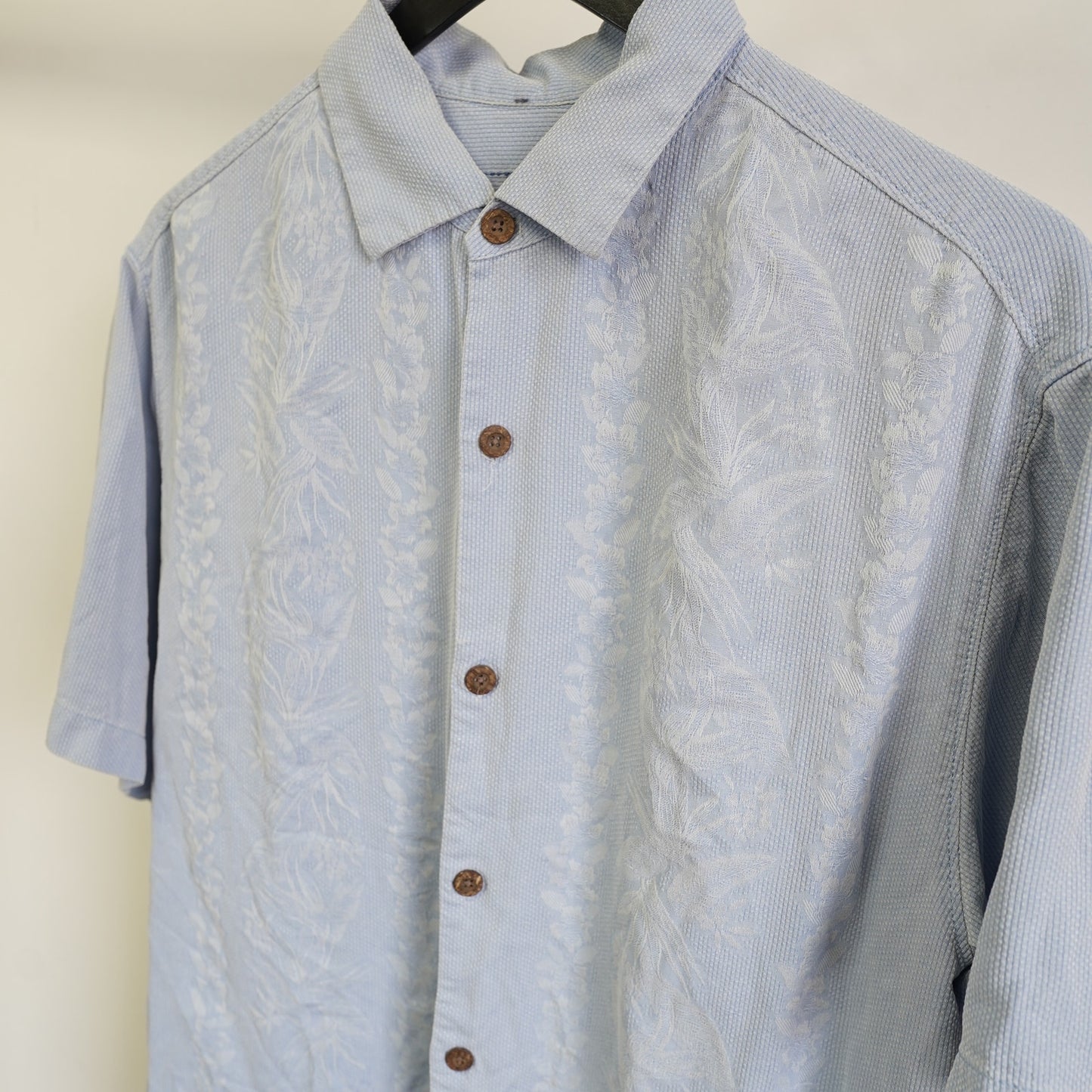(M) Tommy Bahama Cubavera 100% Silk Hawaiian Shirt Men's M Blue Embroidered Floral