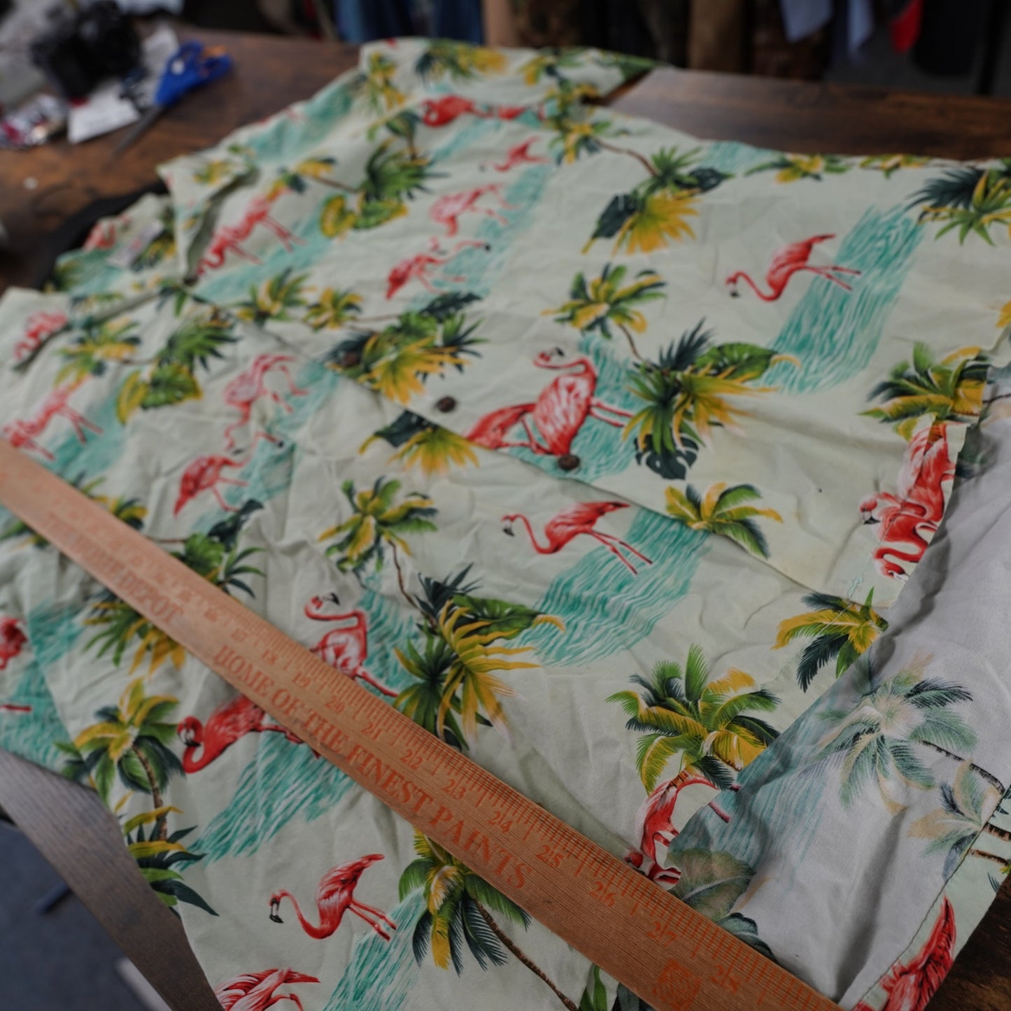 (XL) Vintage Pacific Legend Flamingo Hawaiian Button Down Shirt Men's XL White Polo