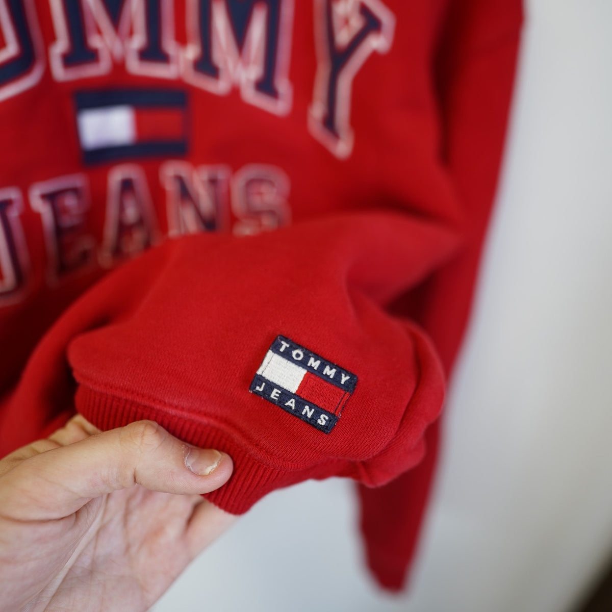 (M) Vintage Tommy Hilfiger Jeans Stitched Spellout Sweatshirt Men's M Red Sewn Retro