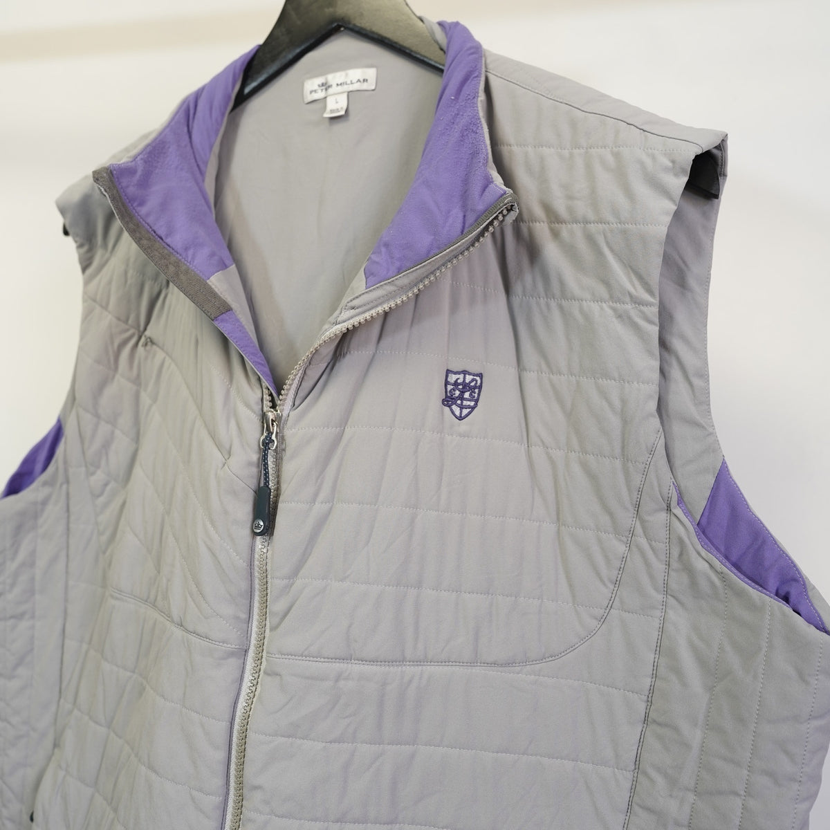 (L) Peter Millar Golf Quilted Light Puffer Vest Men's L Gray Purple Performance Tech