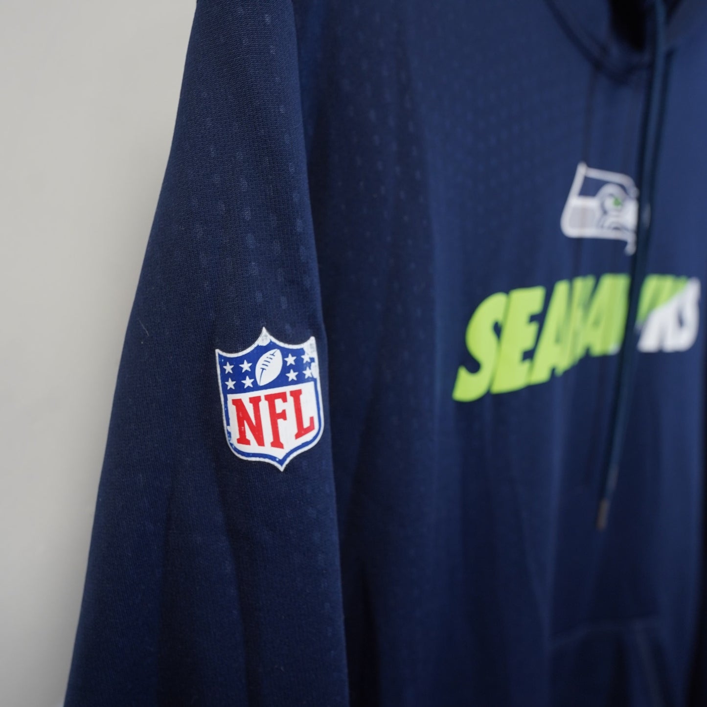 (L) Seattle Seahawks Nike Therma-Fit Hoodie Men's L Navy Blue NFL Football Tech