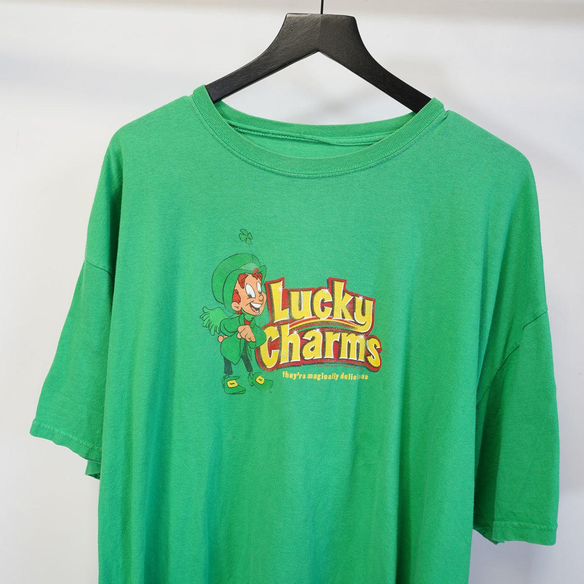 (XXL) Vintage Lucky Charms Cereal 2000s Promo T-Shirt Men's XXL Green Leprechaun Y2K