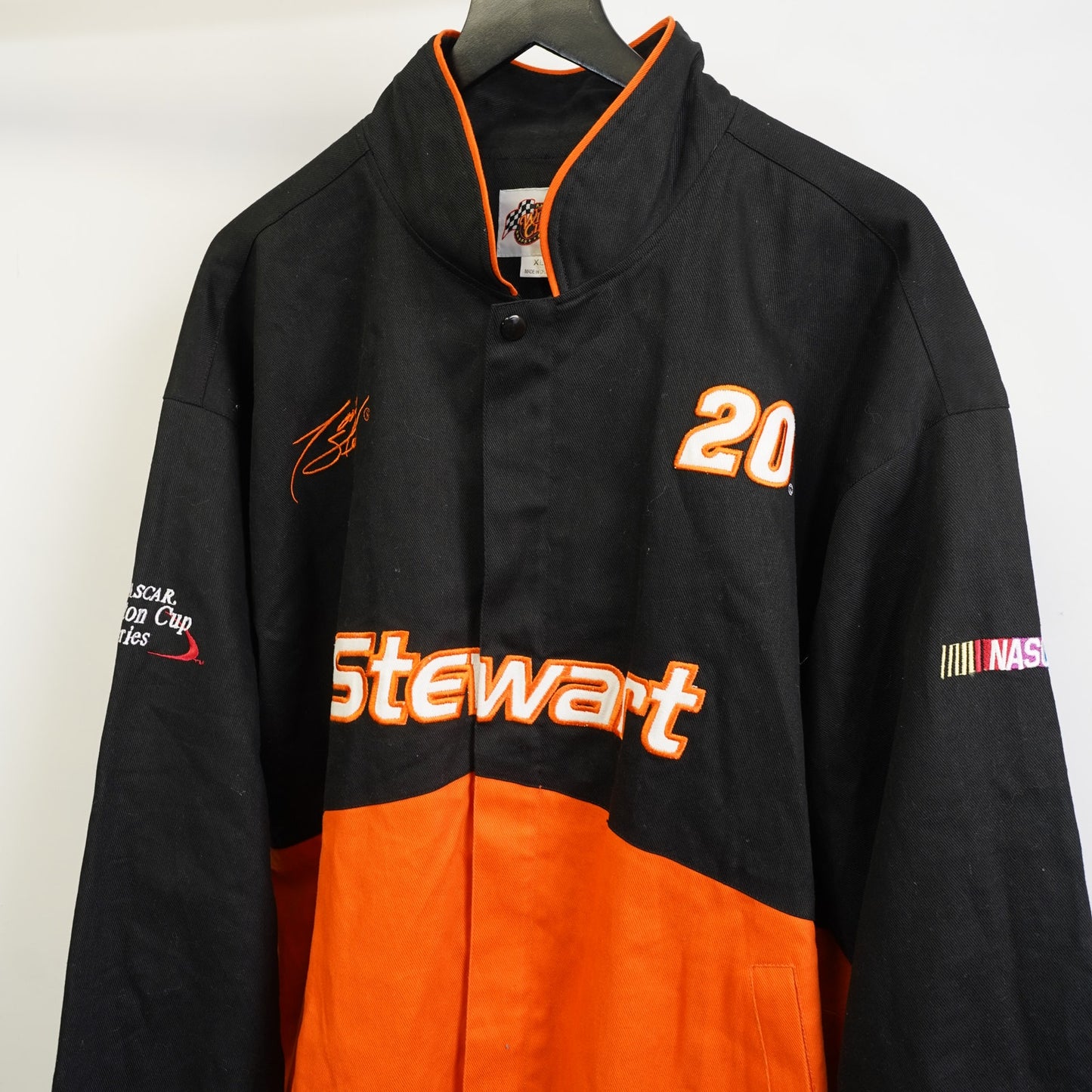 (XL) Vintage Tony Stewart Nascar Racing Jacket Men's XL Black Orange Winners Circle