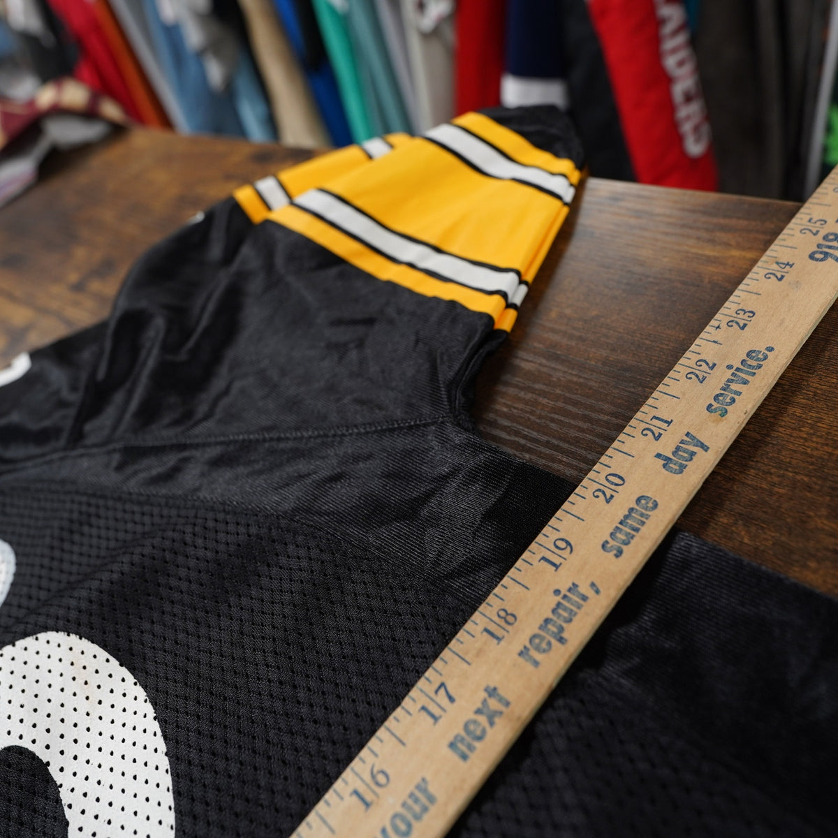 (Boys XL) Pittsburg Steelers Troy Polamalu Football Jersey Boys Size XL Black Youth Kids