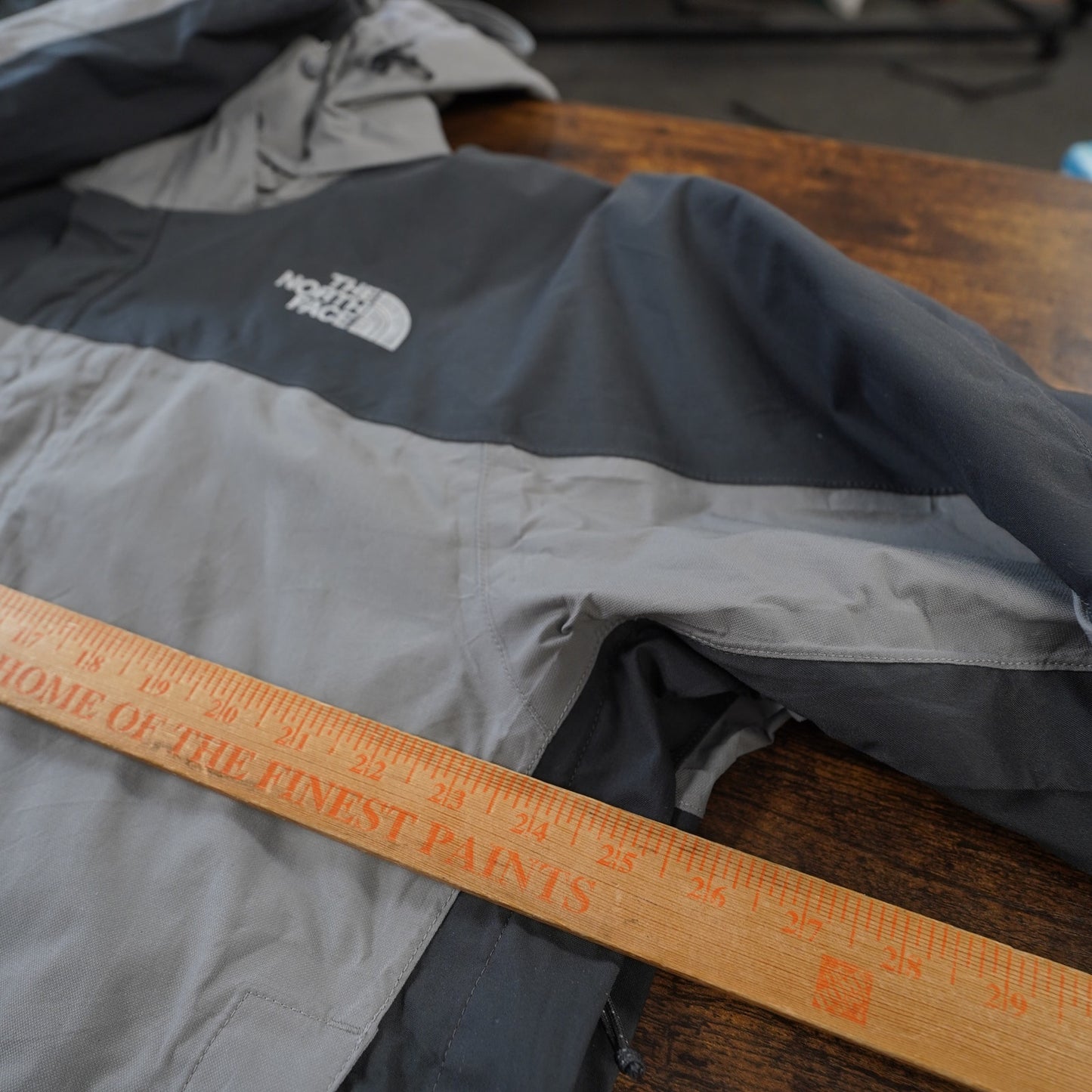 (XL) The North Face Hyvent Rain Jacket Men's XL Gray Waterproof Hooded Gorpcore Y2K