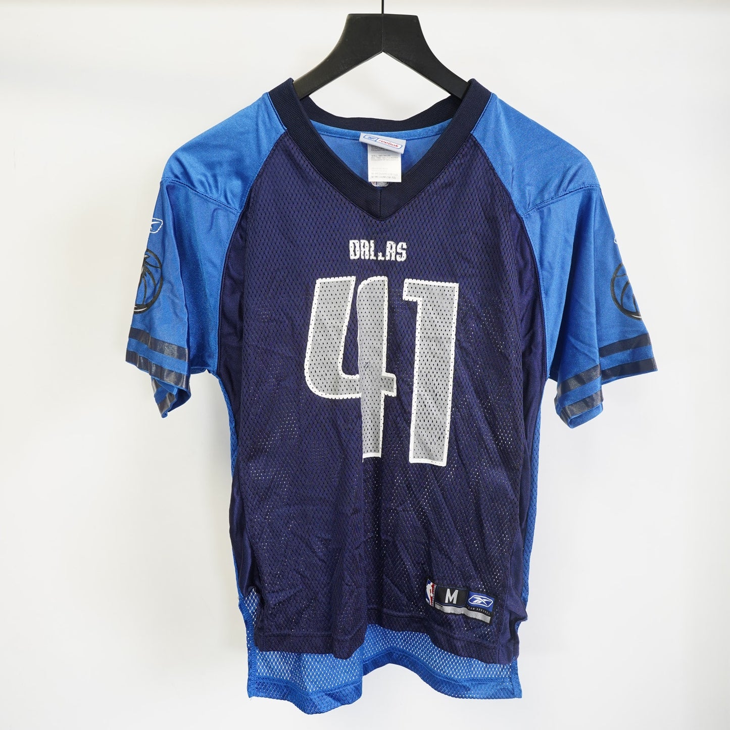 (Kids M) Reebok Dallas Mavericks Dirk Nowitzki 2000s Football Jersey Kids Sz M Youth Blue