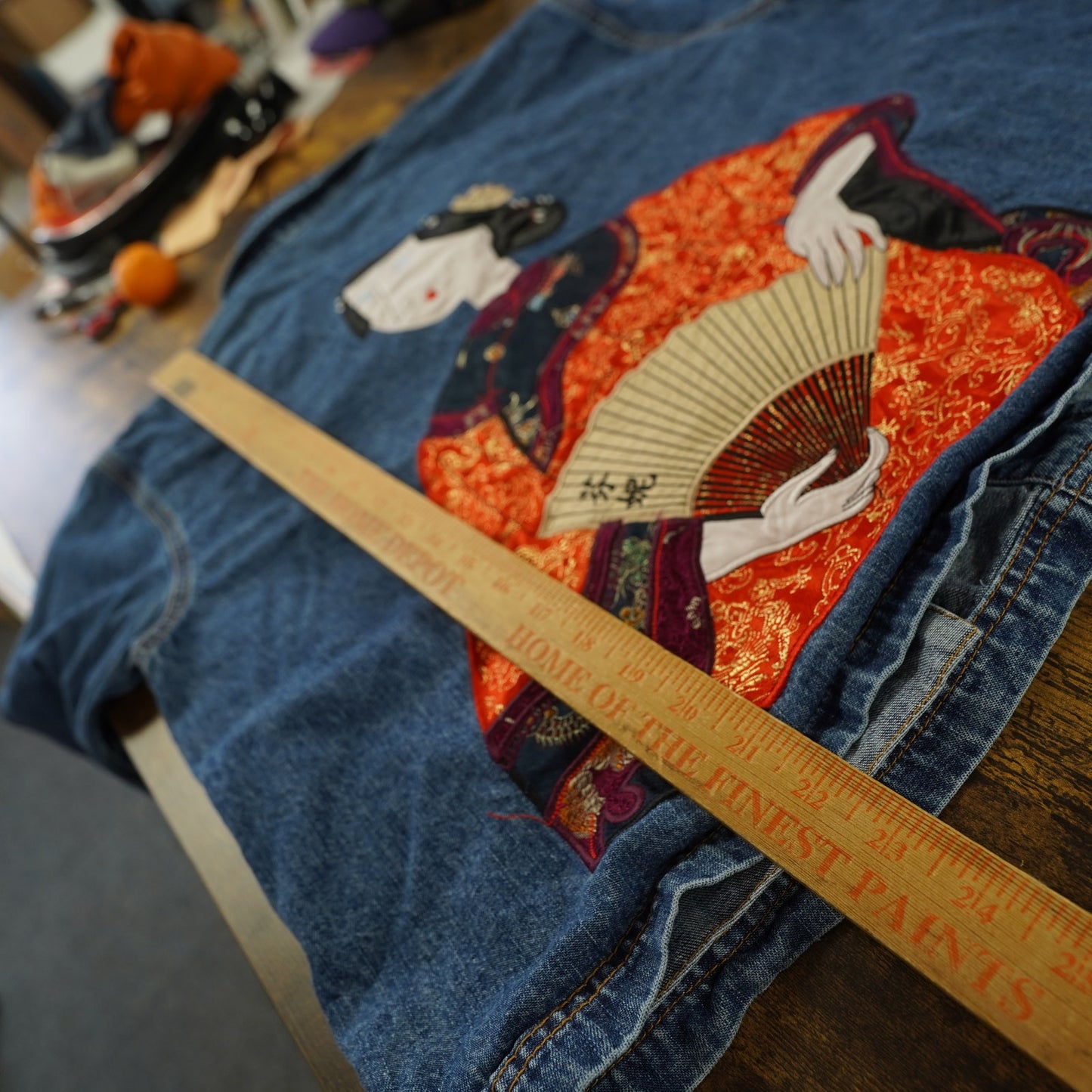 (Women's L) Vintage Chico's Gesiha Embroidered Asian Art-to-Wear Denim Jacket Womens L Sz 2
