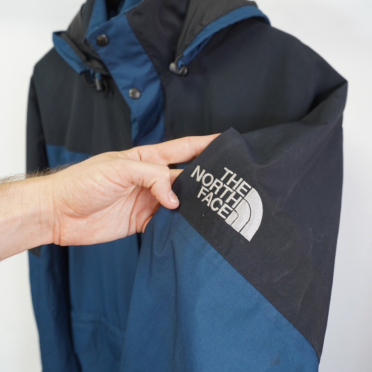 (XL) Vintage The North Face 90s Hydroseal Mountain Light Ski Rain Jacket Mens XL Blue