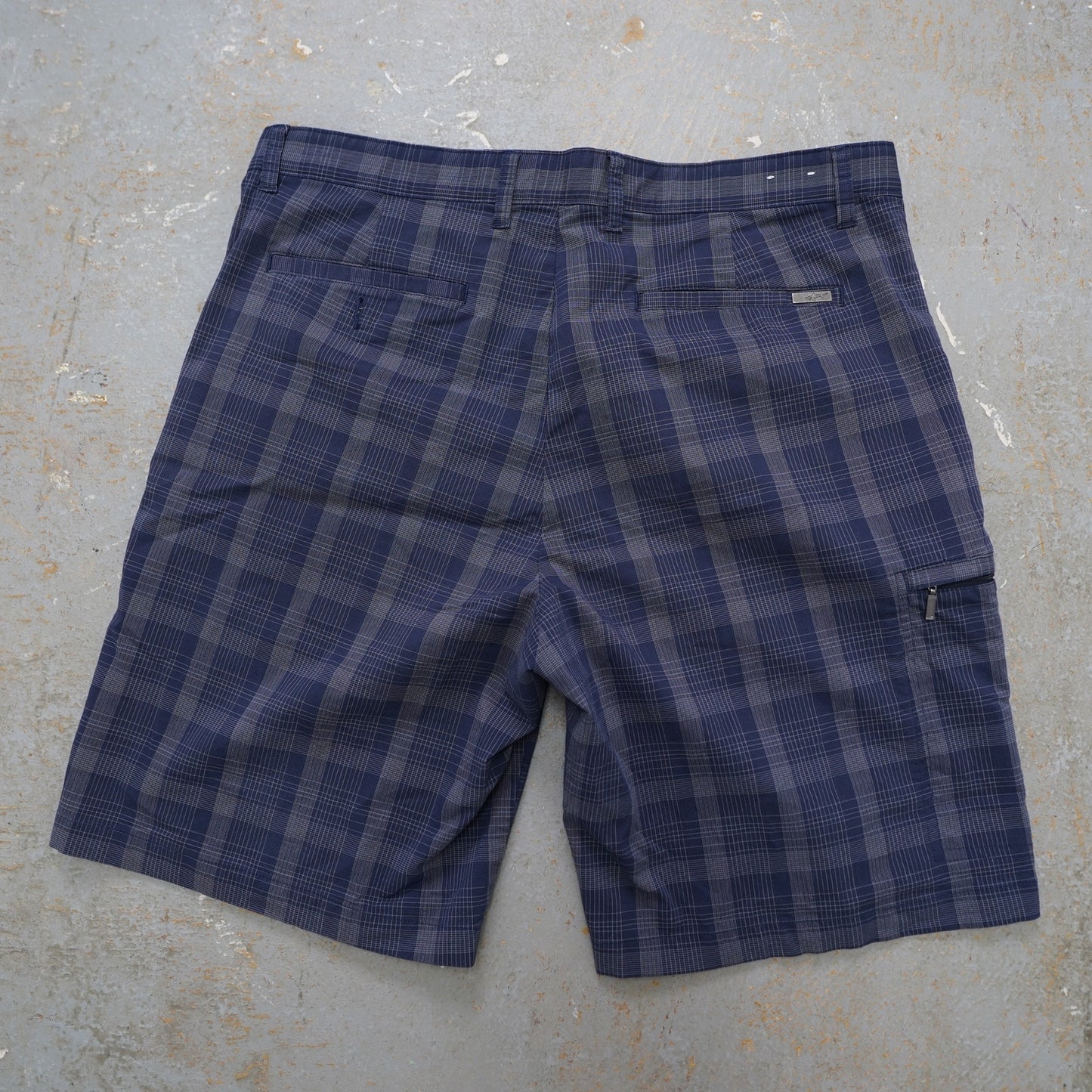(Men's 36) Greg Norman for Tasso Elba Plaid Golf Shorts Men's Sz. 36 Navy Blue Performance