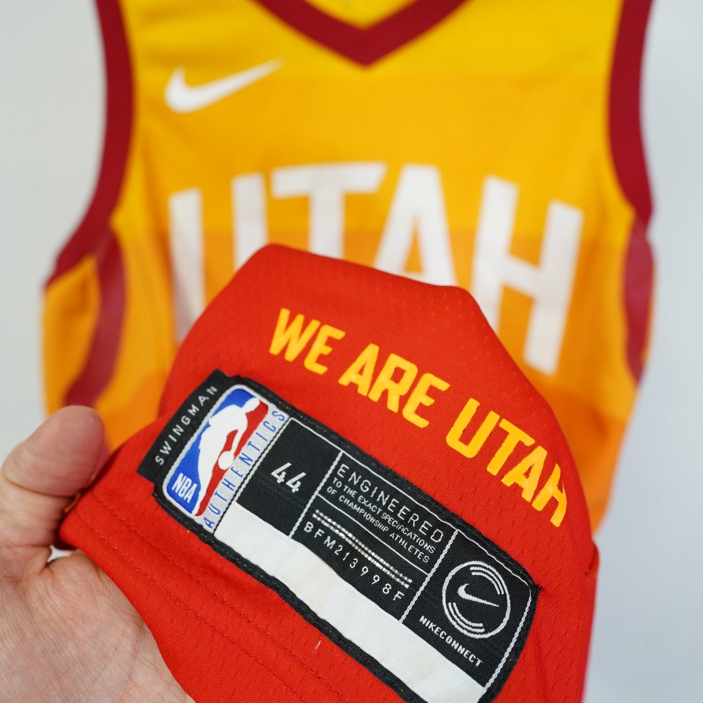 (L) Nike Utah Jazz Donovan Mitchell 2019/20 City Edition Swingman Jersey Men's L 44
