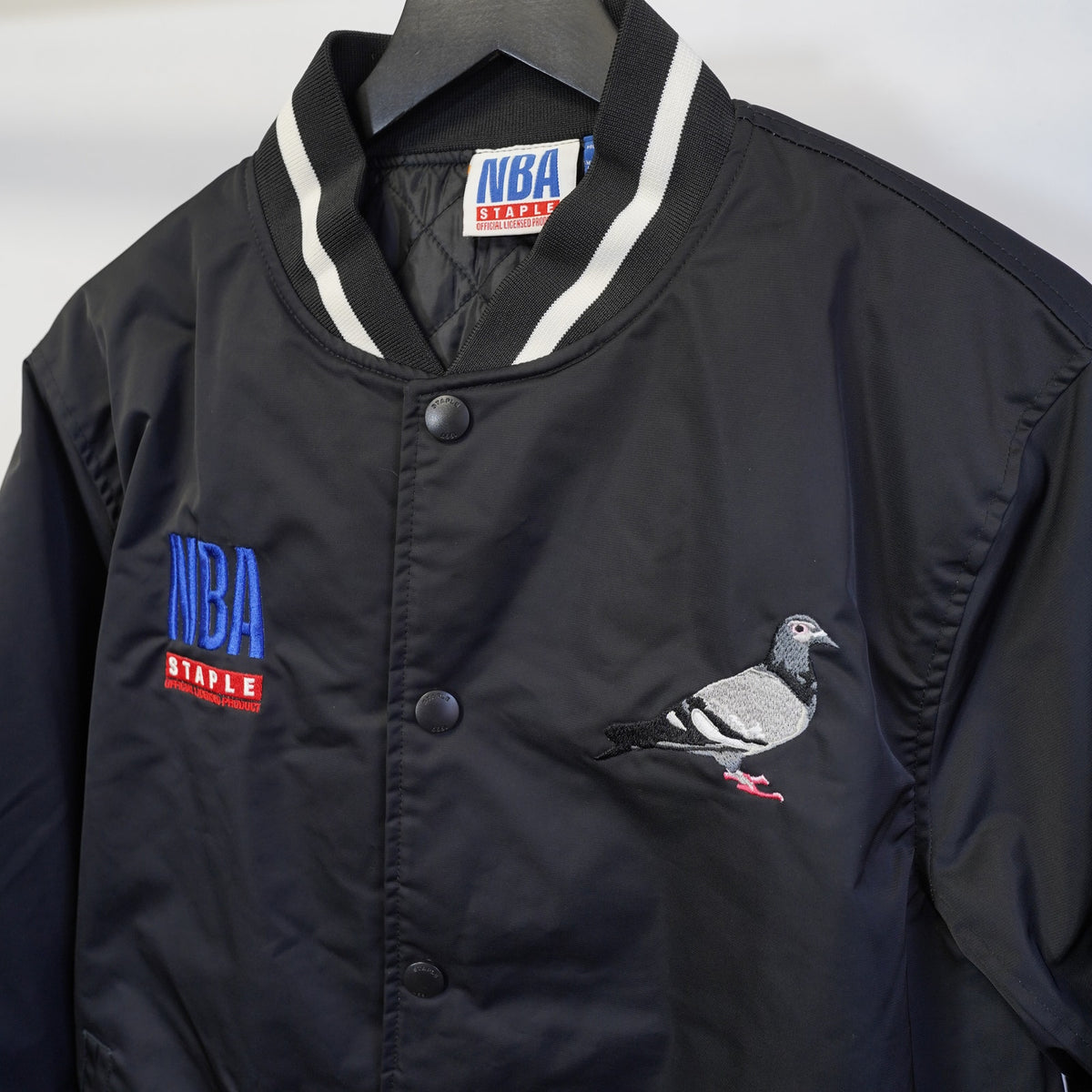 (M) NBA x Staple Sewn Satin Bomber Jacket Men's M Black Retro All Teams Pennant