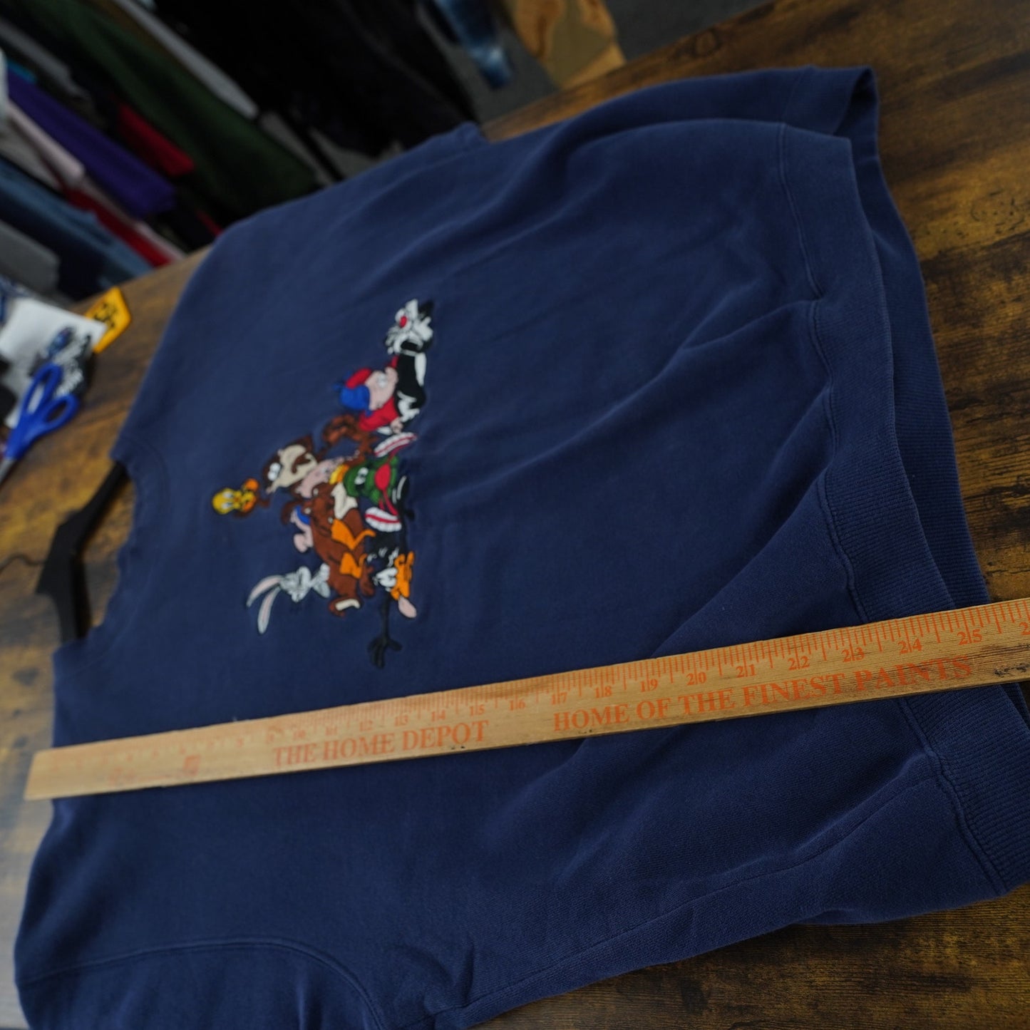 (L) Vintage Looney Tunes Stitched Sweatshirt Men's L Blue Bugs Taz Warner Brothers