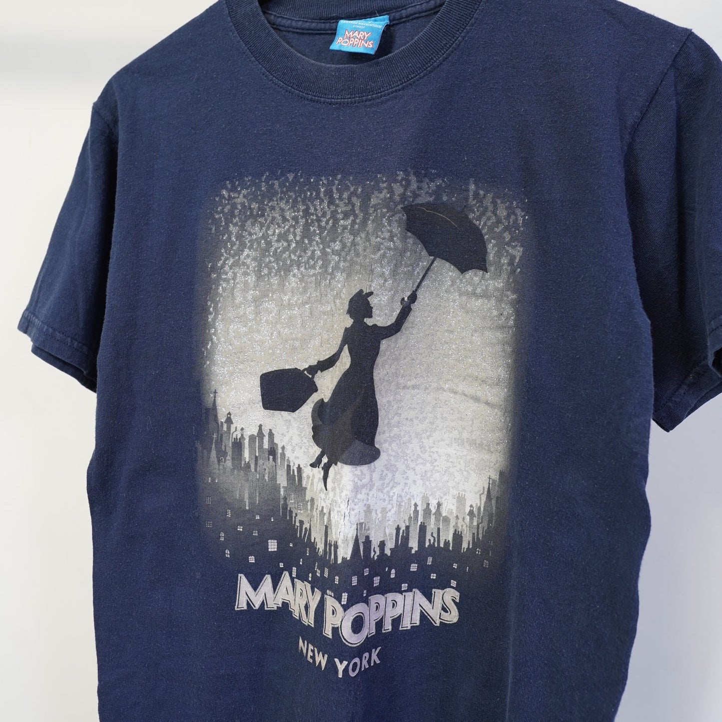 (Women's S) Vintage Mary Poppins Disney Broadway Show T-Shirt Women's S Navy Blue Retro