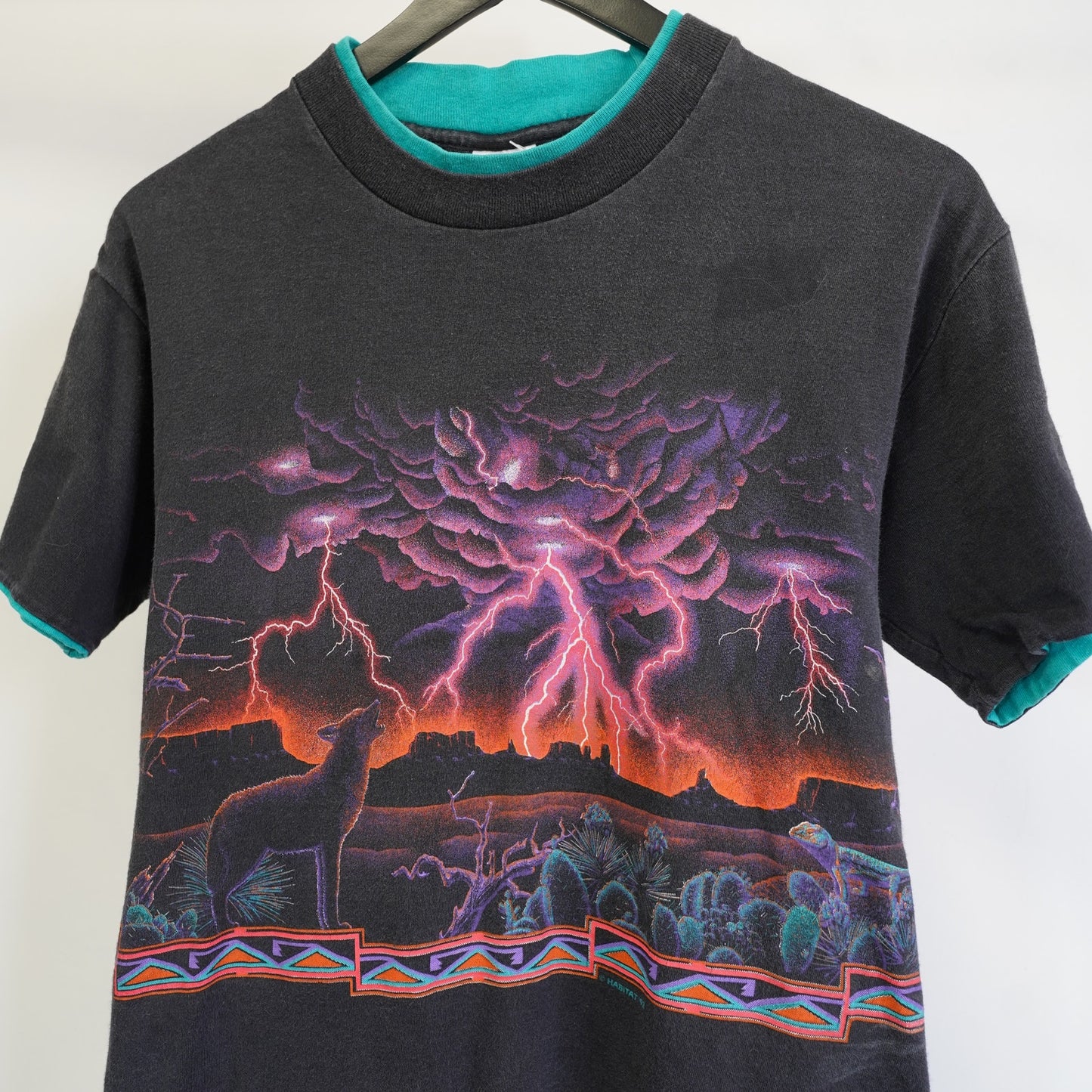 (S) Vintage 90s Habitat Arizona Lightning Wolf AOP Western T-shirt Men's S Black