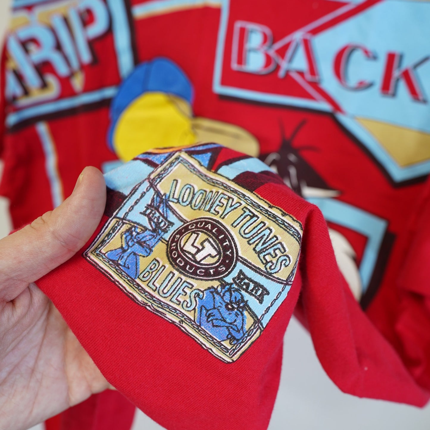 (XL) Vintage Tweety & Sylvester Looney Tunes  T-Shirt Men's XL Red AOP 90s Single