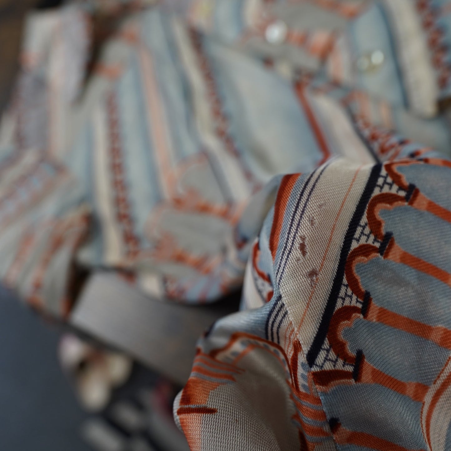 (M) True Vintage 70s Disco Architecture Button Up Shirt Men's M Boho Groovy Hippie