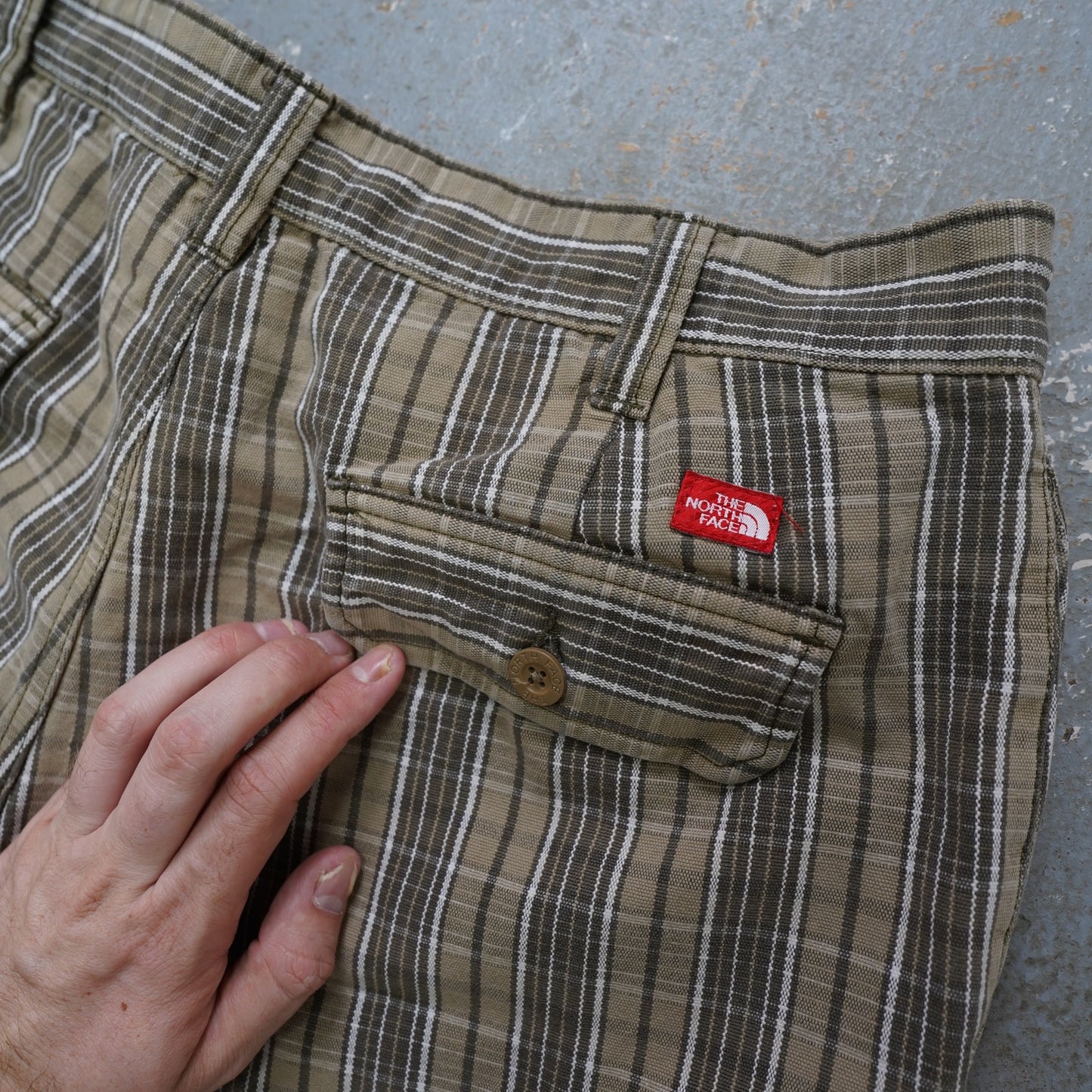 (Sz. 34) The North Face Plaid Hiking Shorts Men's 34 Brown Tan Gorpcore Outdoors Casual