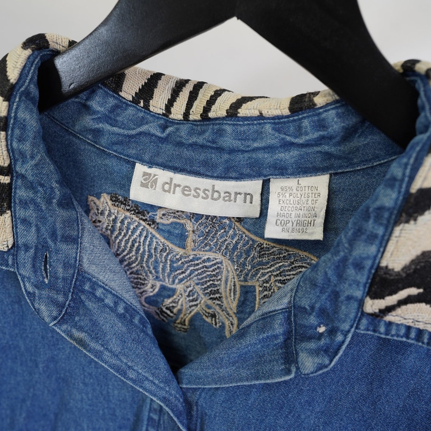 (Women's L) Vintage Dress Barn Zebra Safari Embroidered Denim Shirt Women's L Y2K Nature
