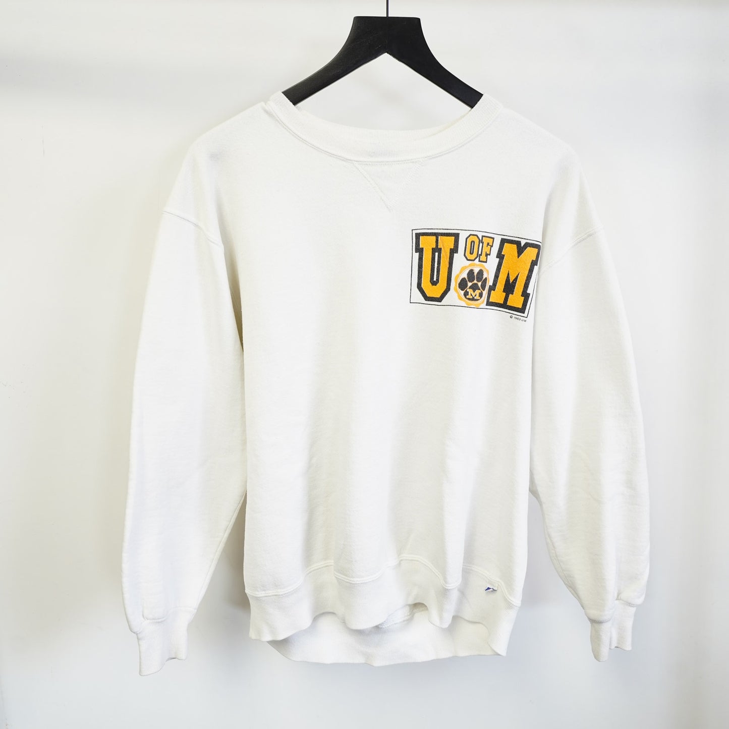 (L) Vintage University of Missouri Tigers Russell Athletic Sweatshirt Men's L White