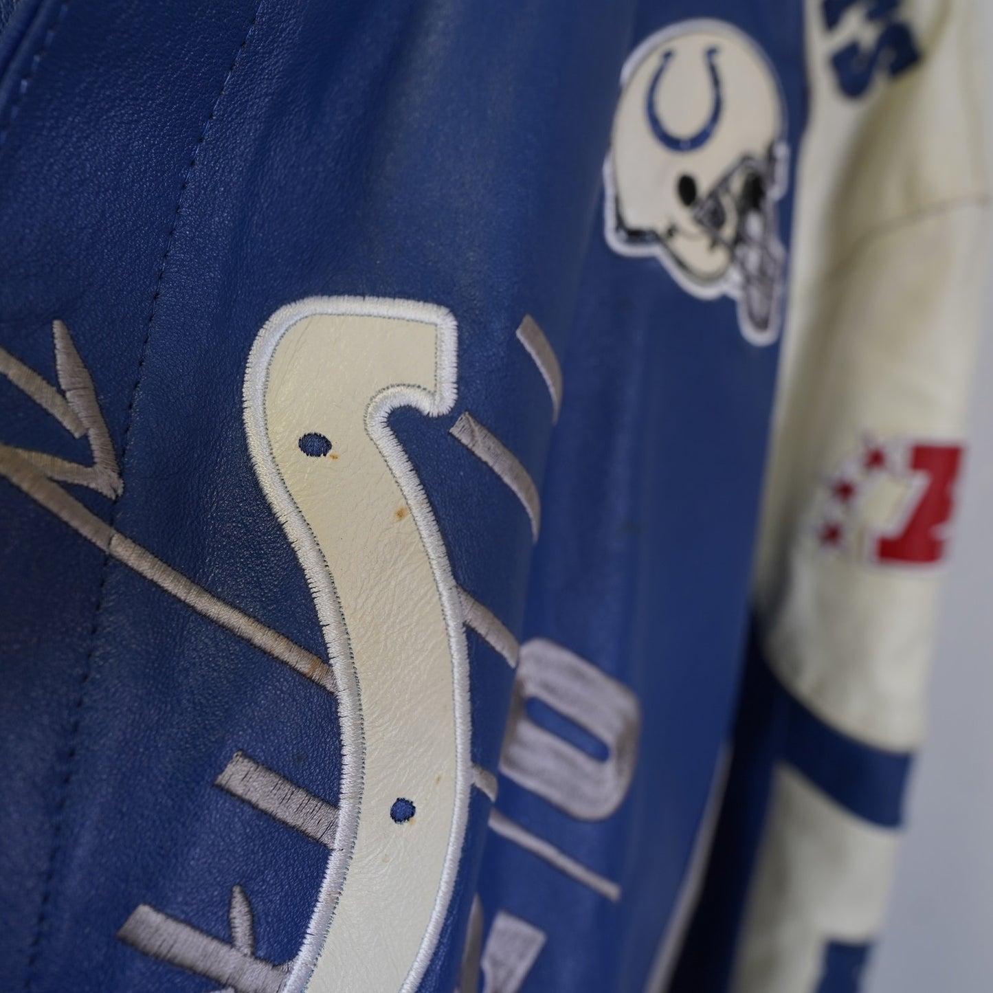 (3XL) Vintage Indianapolis Colts Leather Jacket Sewn Patches Mens 3XL Blue G-III 2000s