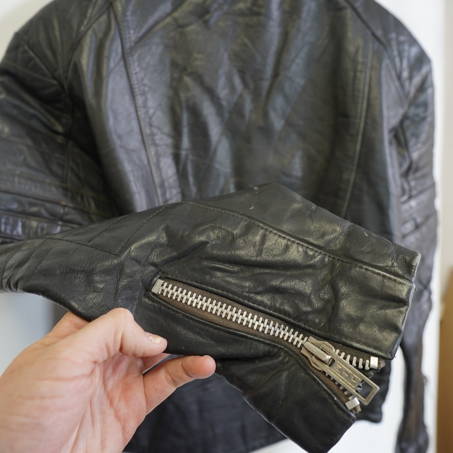 (M) True Vintage 60s Horse Leathers Motorcycle Leather Biker Jacket Men's M Sz. 52