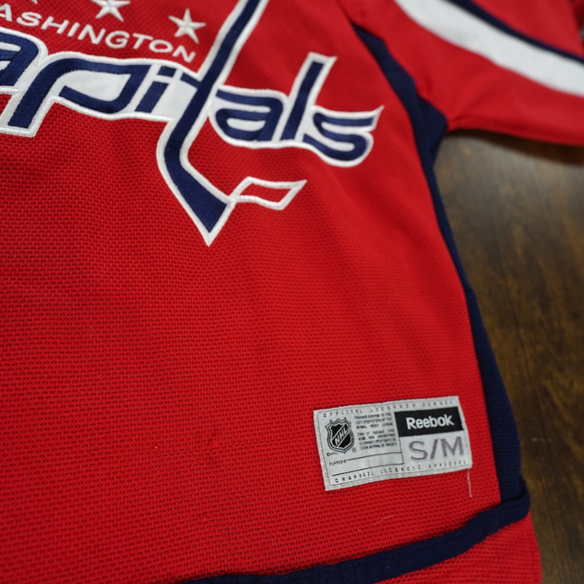 (Boys M) Reebok Washington Capitals Alex Ovechkin's Hockey Jersey Boys S/M Youth Red Sewn