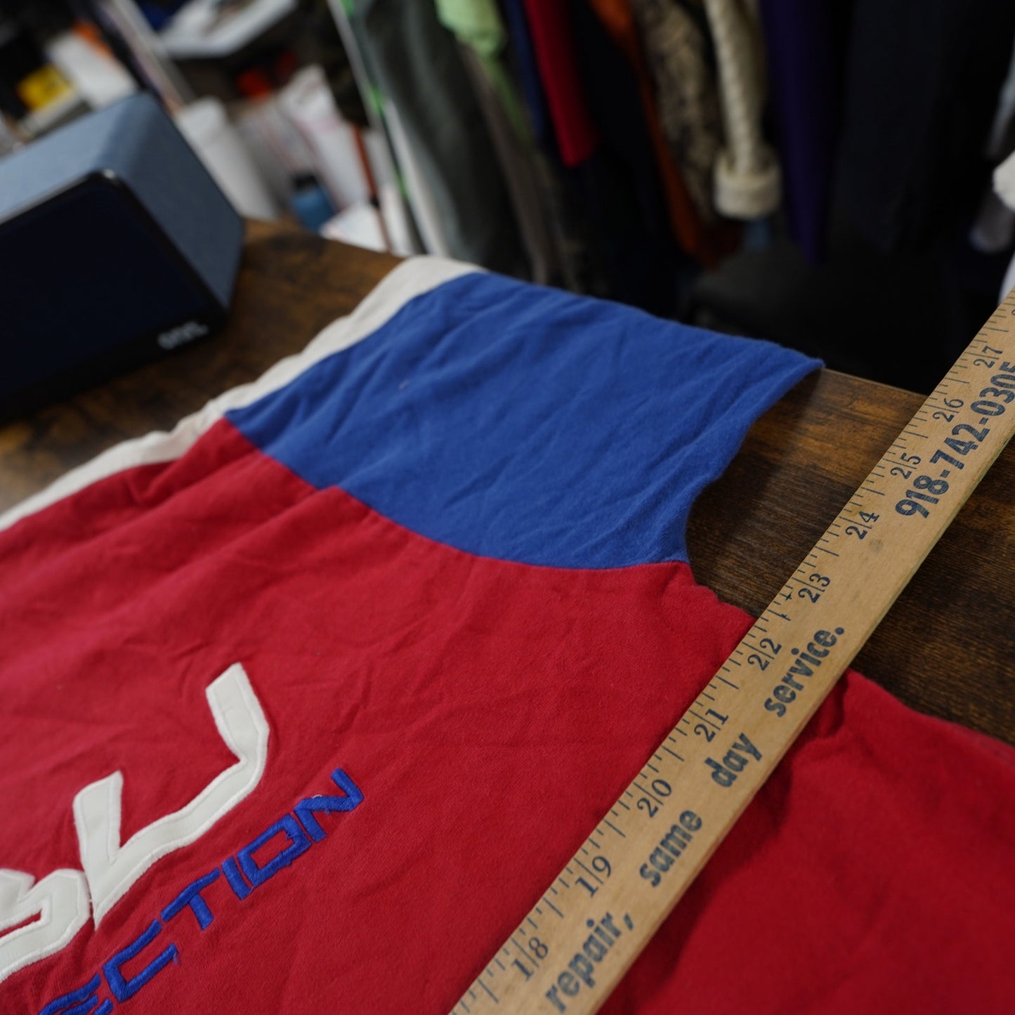 (XL) Vintage Fubu Sports Y2K Hip Hop Stiched T-Shirt Men's XL 2000s Streetwear Red