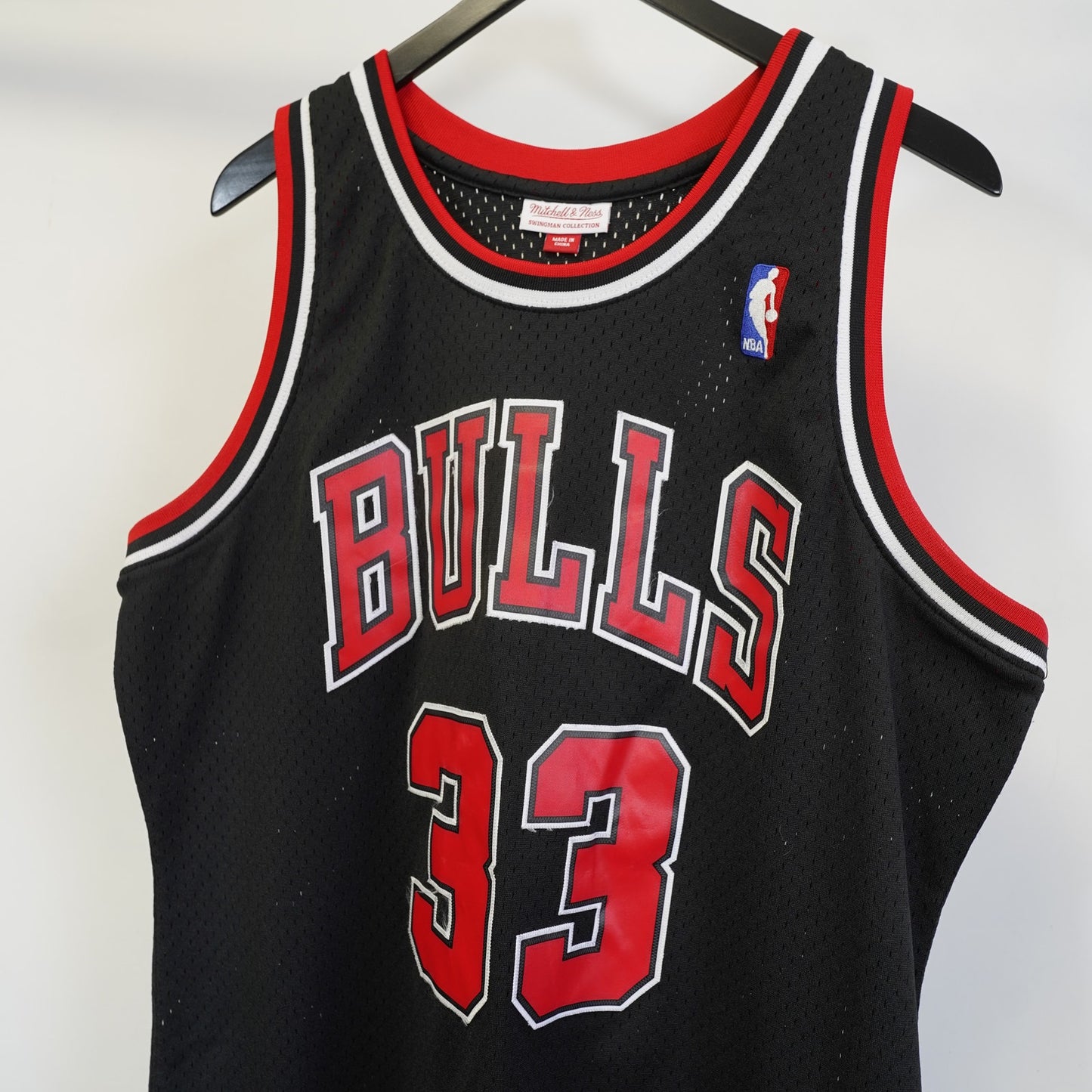 (L) Scottie Pippen Mitchell & Ness Embroidered Bulls Basketball Jersey Mens L Black