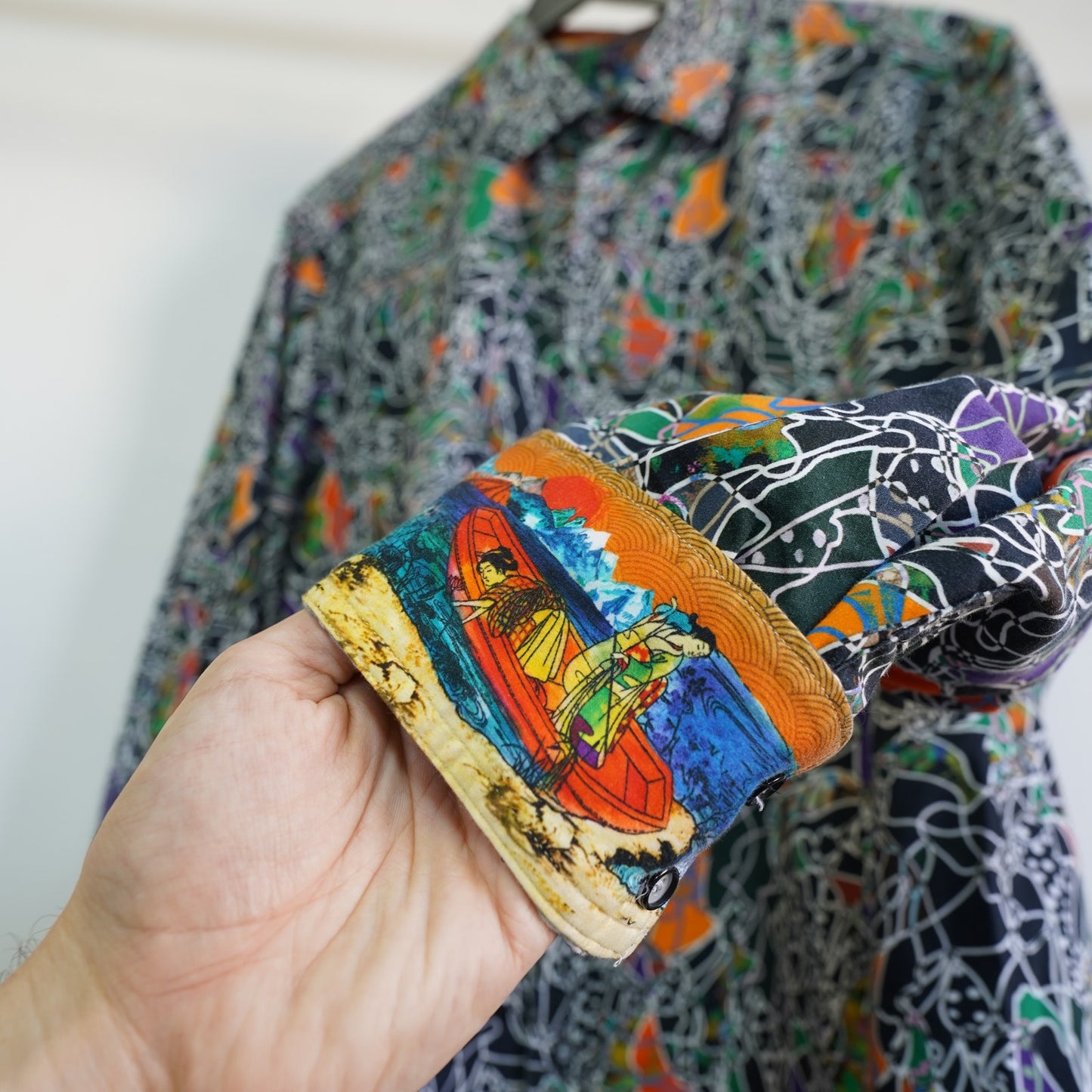 (XL) Robert Graham Samurai Printed Classic Fit Longsleeve Button Up Shirt