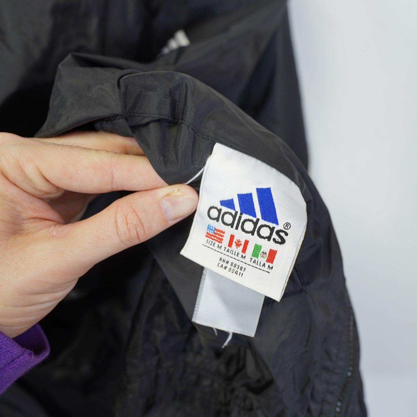 (M) Vintage Adidas Reversible Y2K Pullover Windbreaker Jacket Men's M Black White