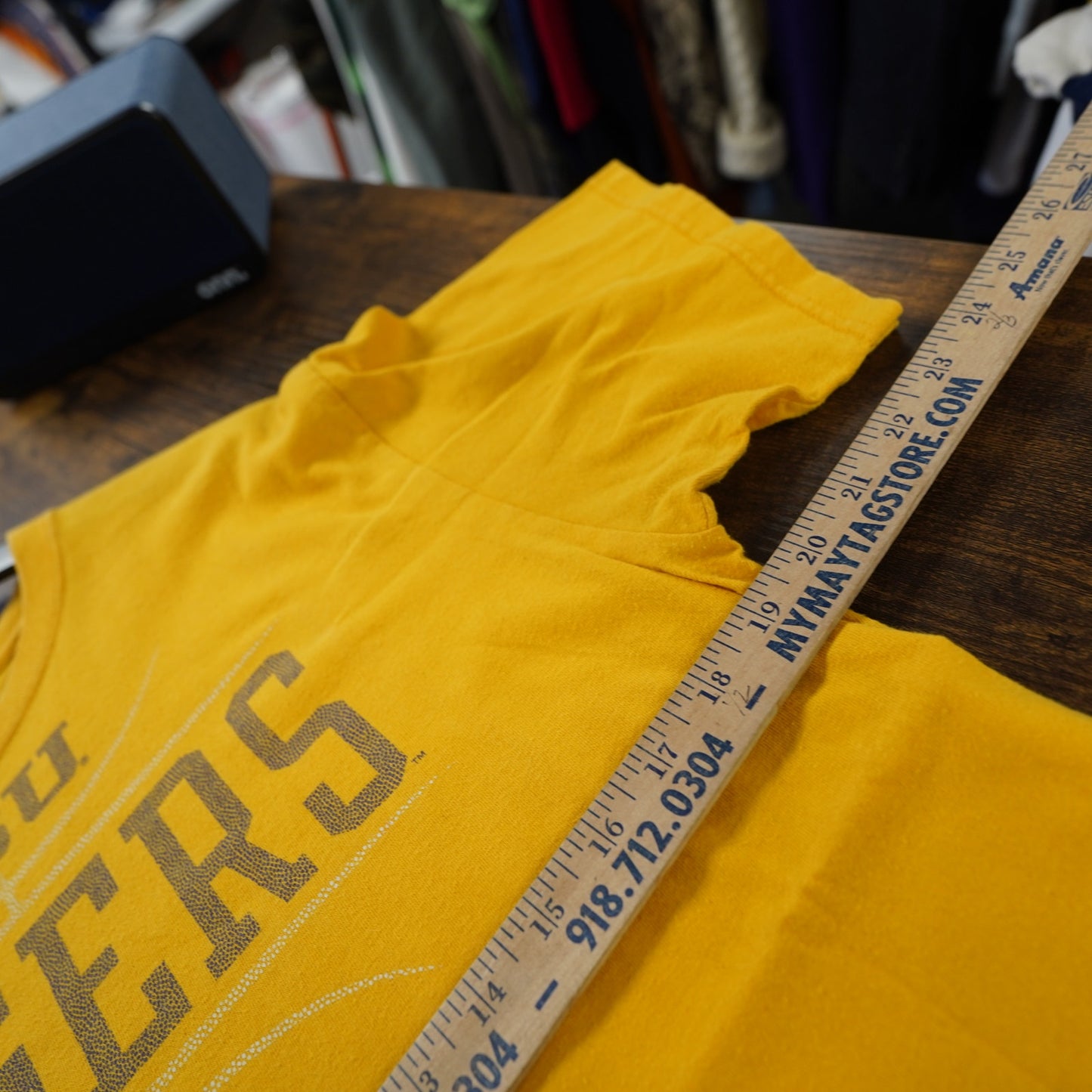 (S) LSU Tigers Nike Basketball T-Shirt Men's S Loose Fit Yellow