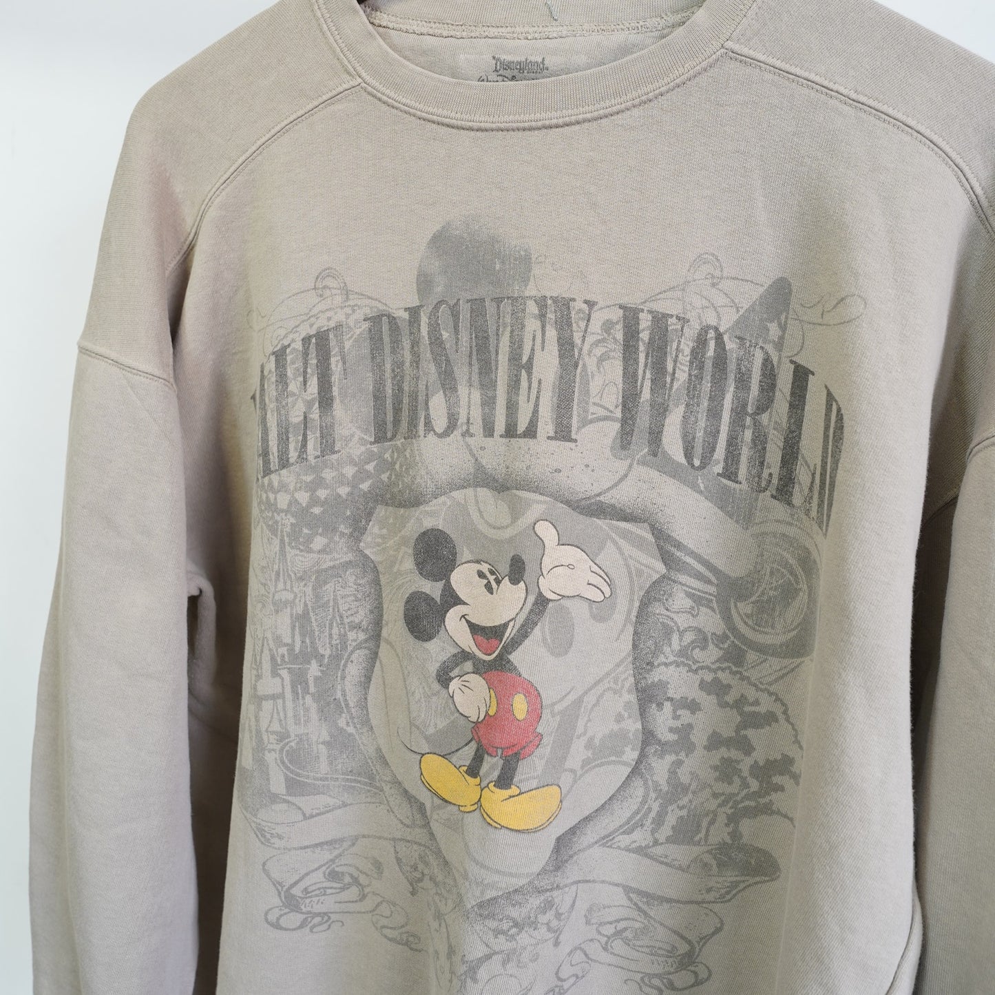 (S/M) Walt Disney World Mickey Mouse Crewneck Sweatshirt Men's S/M Tan 2000s