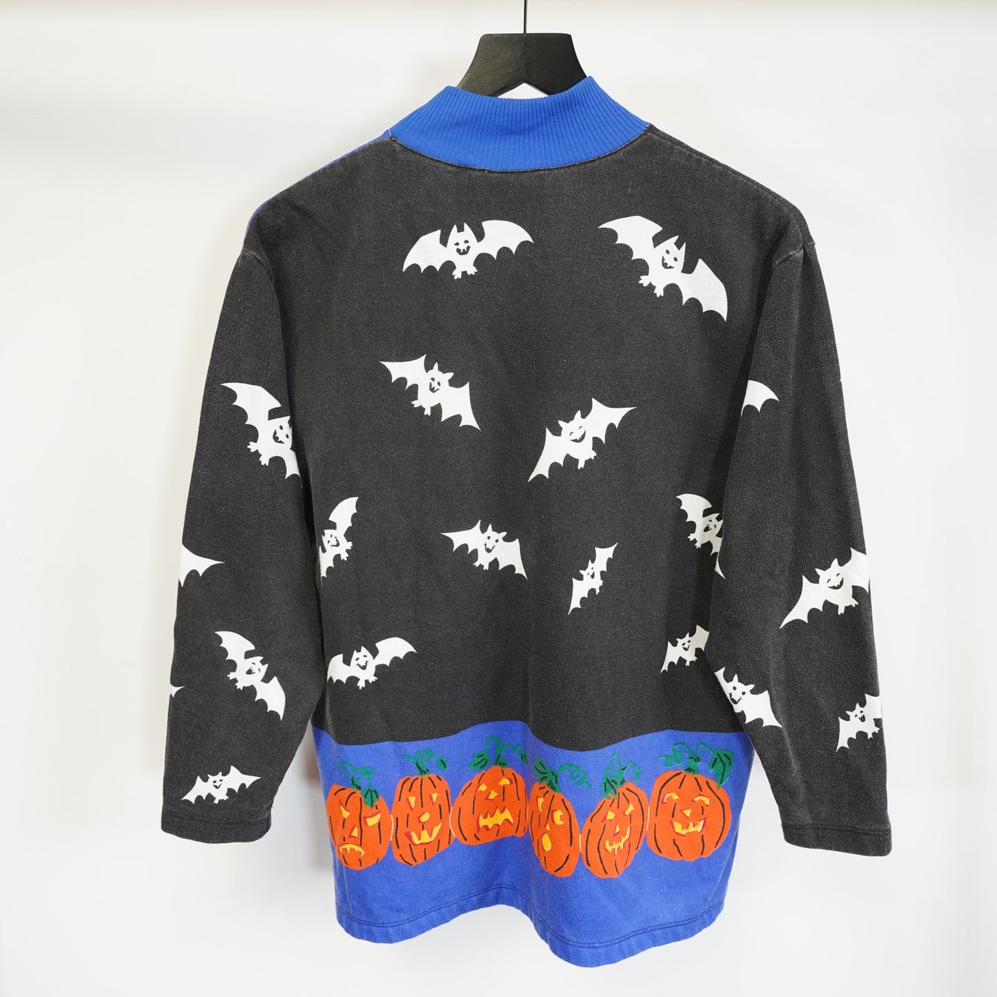 (Women's M) Vintage 90s Halloween Spooky Sweater Women's M Bats Cats Ghosts Pumpkins Spumoni