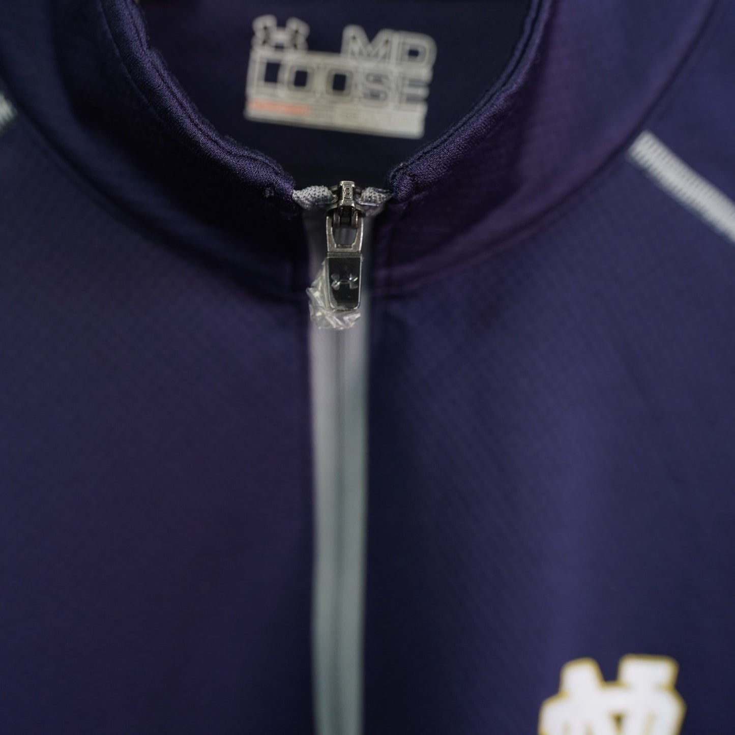 (M) Notre Dame Under Armour Loose Fit 1/4 Zip Pullover Men's M Blue Fighting Irish