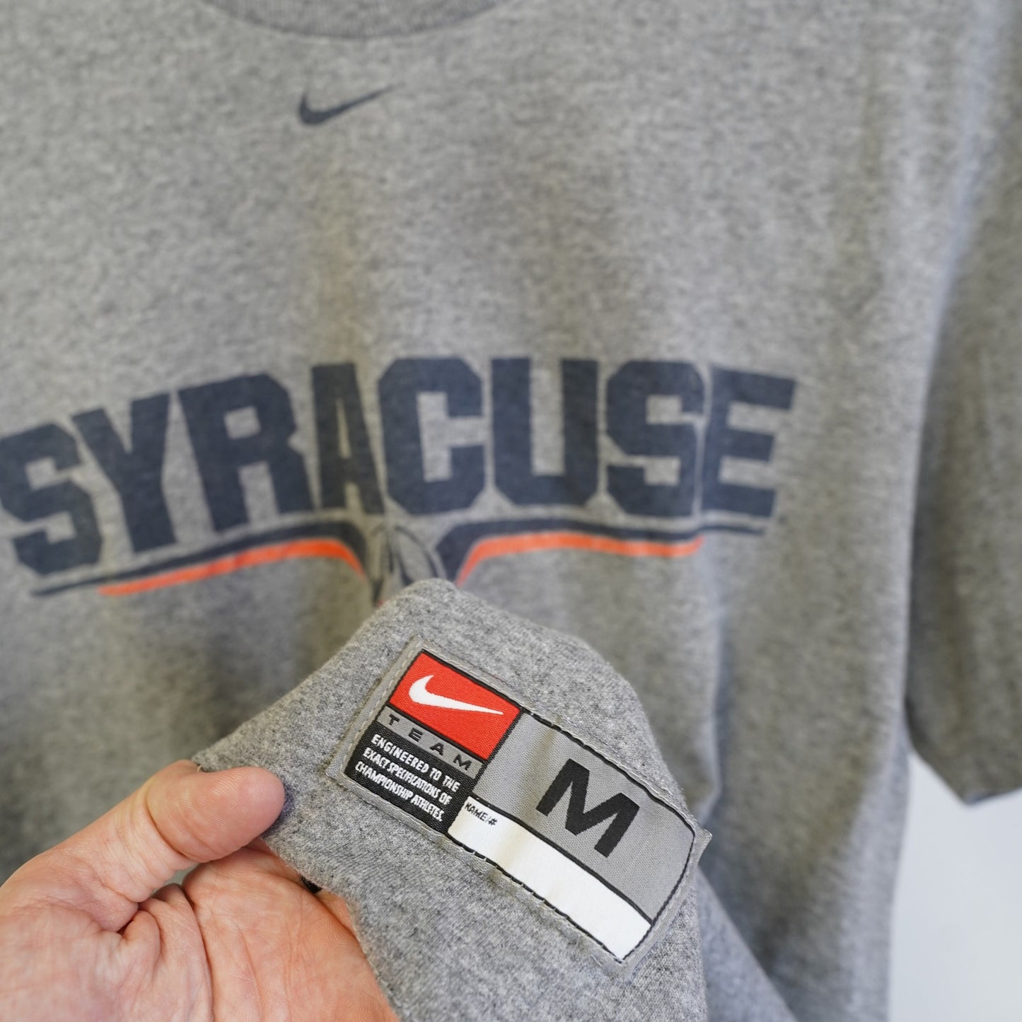 (M) Nike Syracuse Orange Center Swoosh Vintage T-Shirt Men's M Football Gray