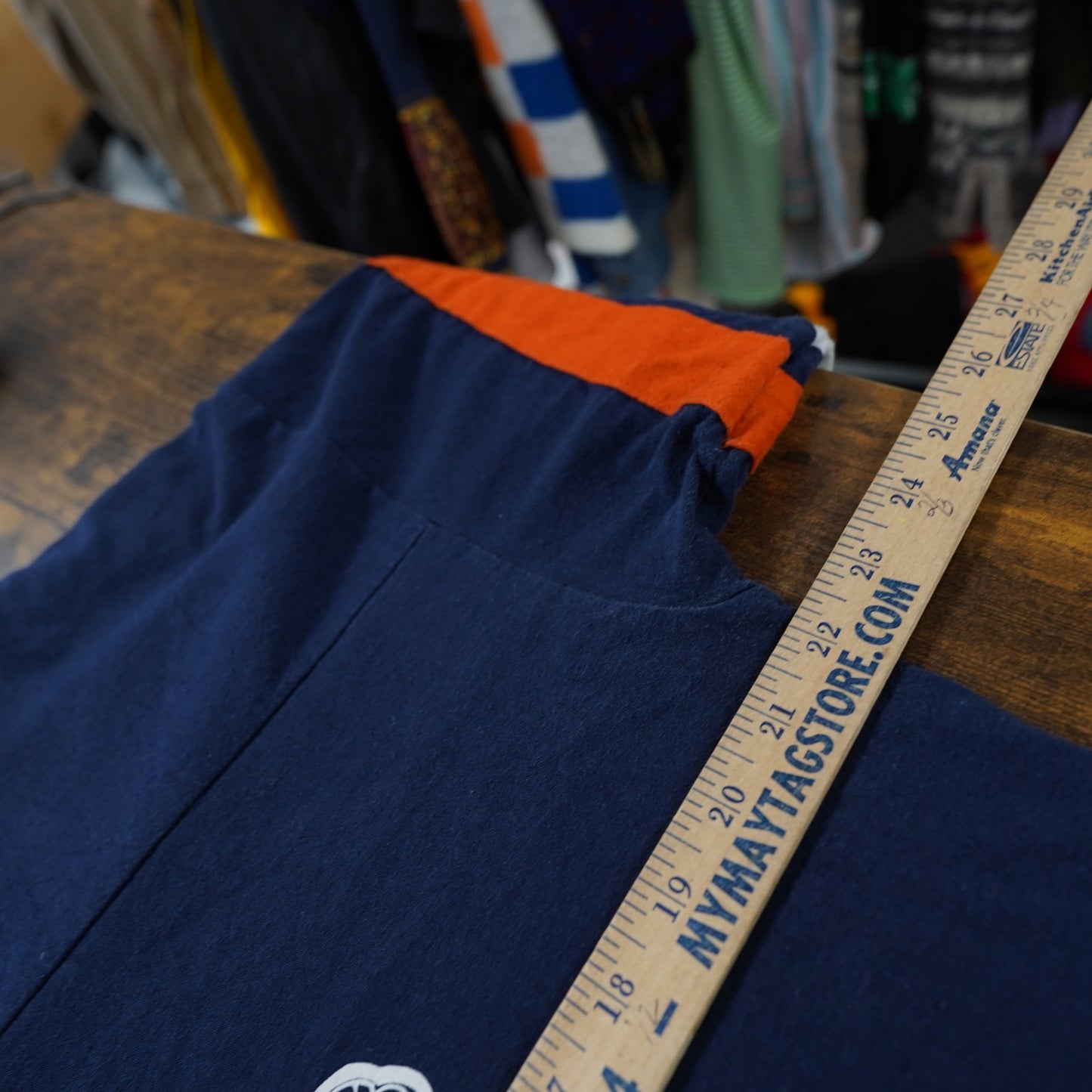 (XL) Vintage Chicago Bears Logo 7 V-Neck T-Shirt Men's XL Blue Single Stitch 90s