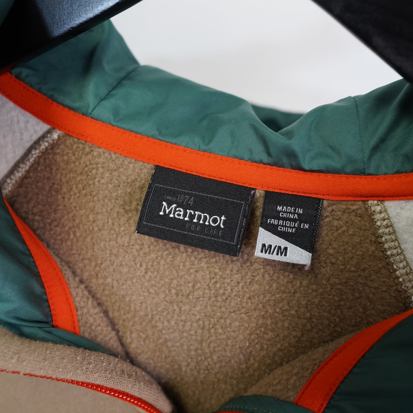 (M) Marmot Mens Gunnison 1/4 Zip Hoodie Men's M Tan Gray Gorpcore Outdoors Hiking