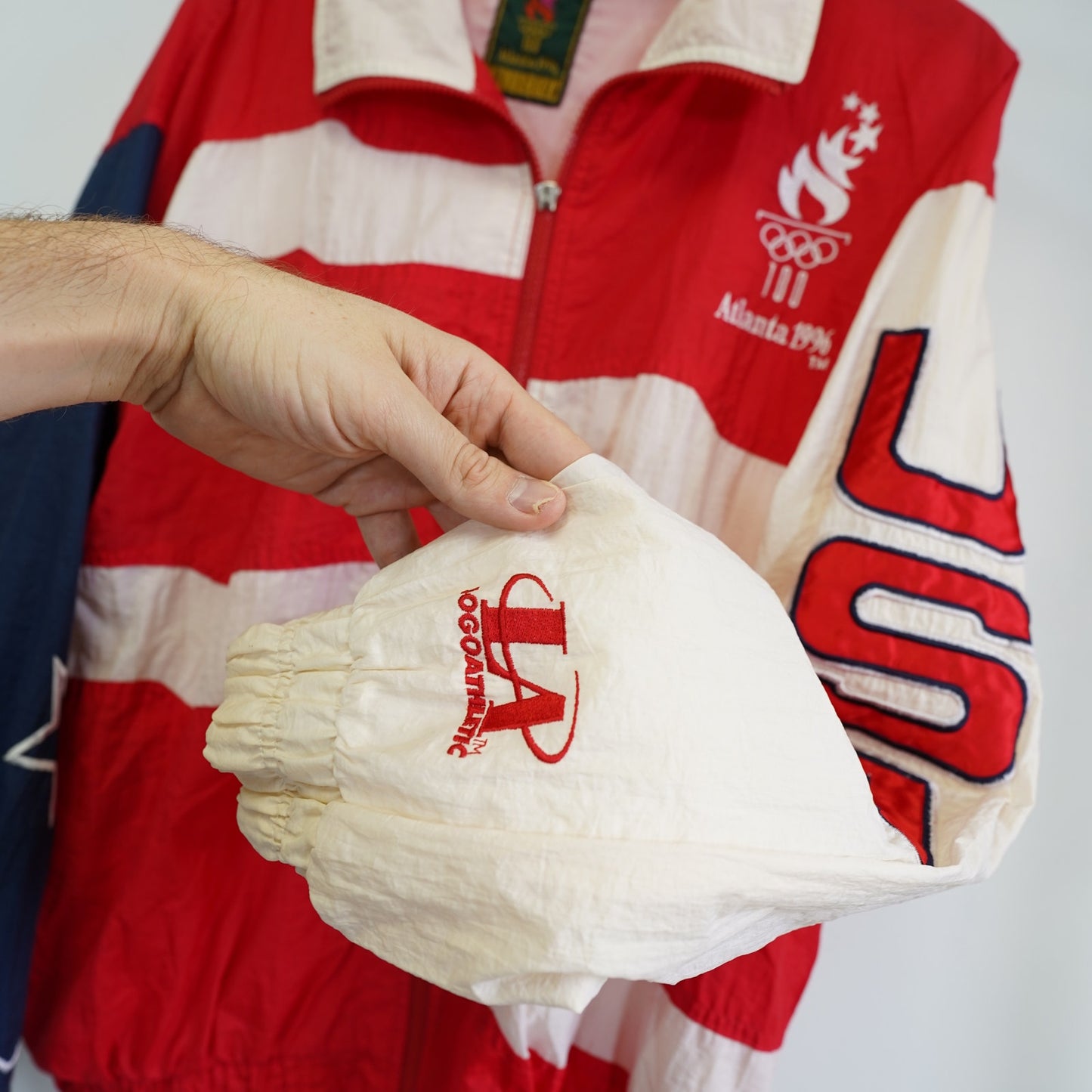 (M) Vintage 1996 Olympic American Flag Atlanta Logo 7 90s Windbreaker Jacket