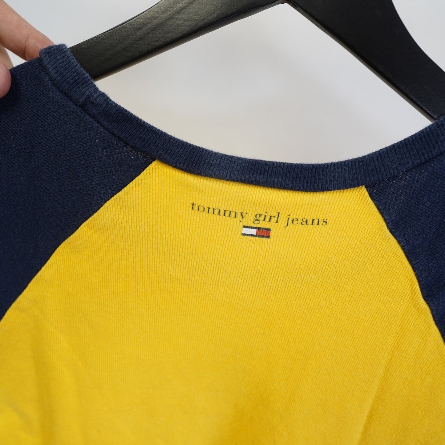 (Women's L) Vintage Tommy Girl Jeans Yellow T-Shirt Y2K Women's L Yellow 2000s 90s