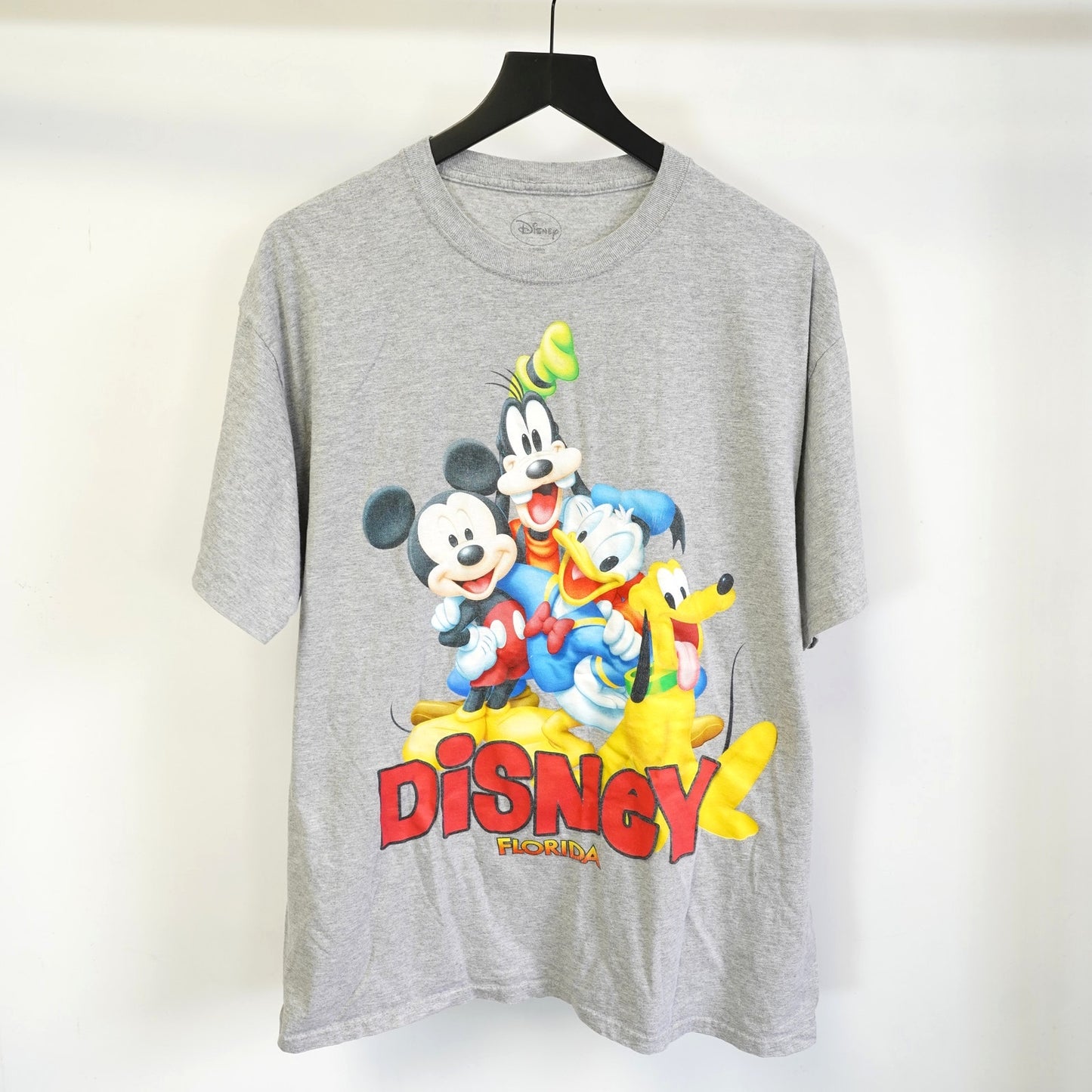 Vintage (XL) Disney World Mickey Mouse Donald Goofy Pluto T-Shirt Men's XL Gray Retro