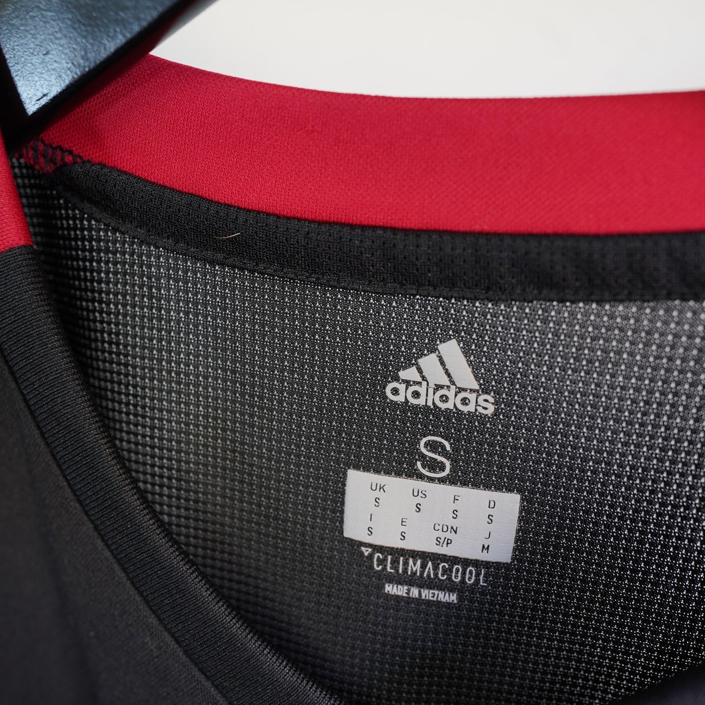 Adidas Manchester United FC 2018/2019 Men's S Black Training Soccer Jersey Shirt